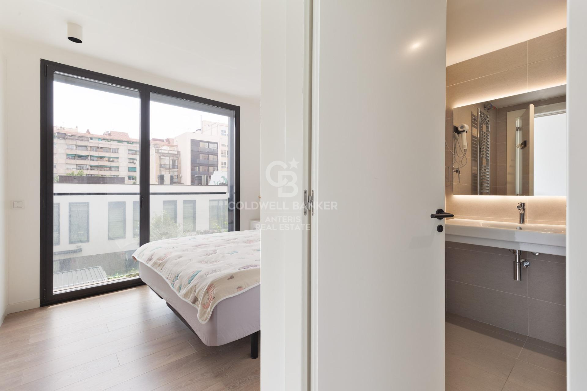 Dupleks z tarasem i basenem