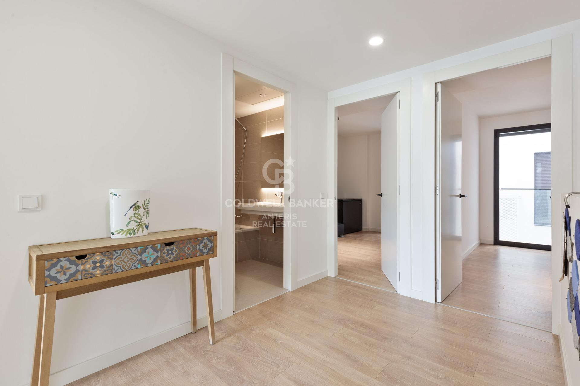 Dupleks z tarasem i basenem