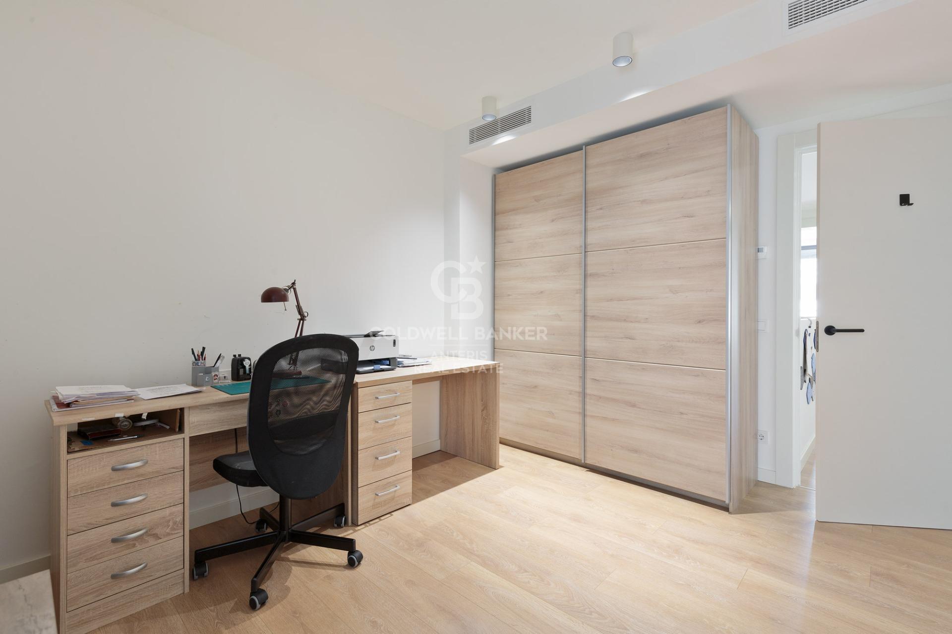 Dupleks z tarasem i basenem