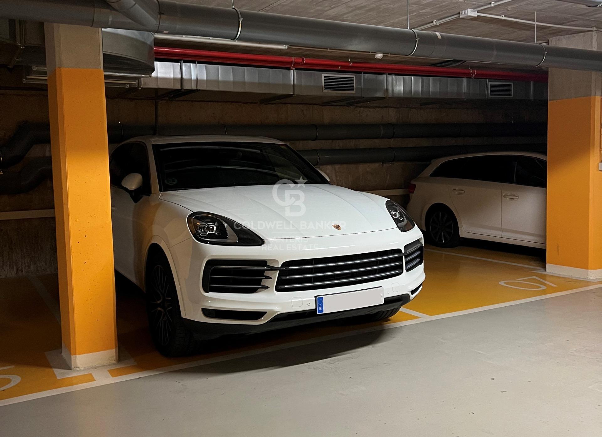 Dupleks z tarasem i basenem