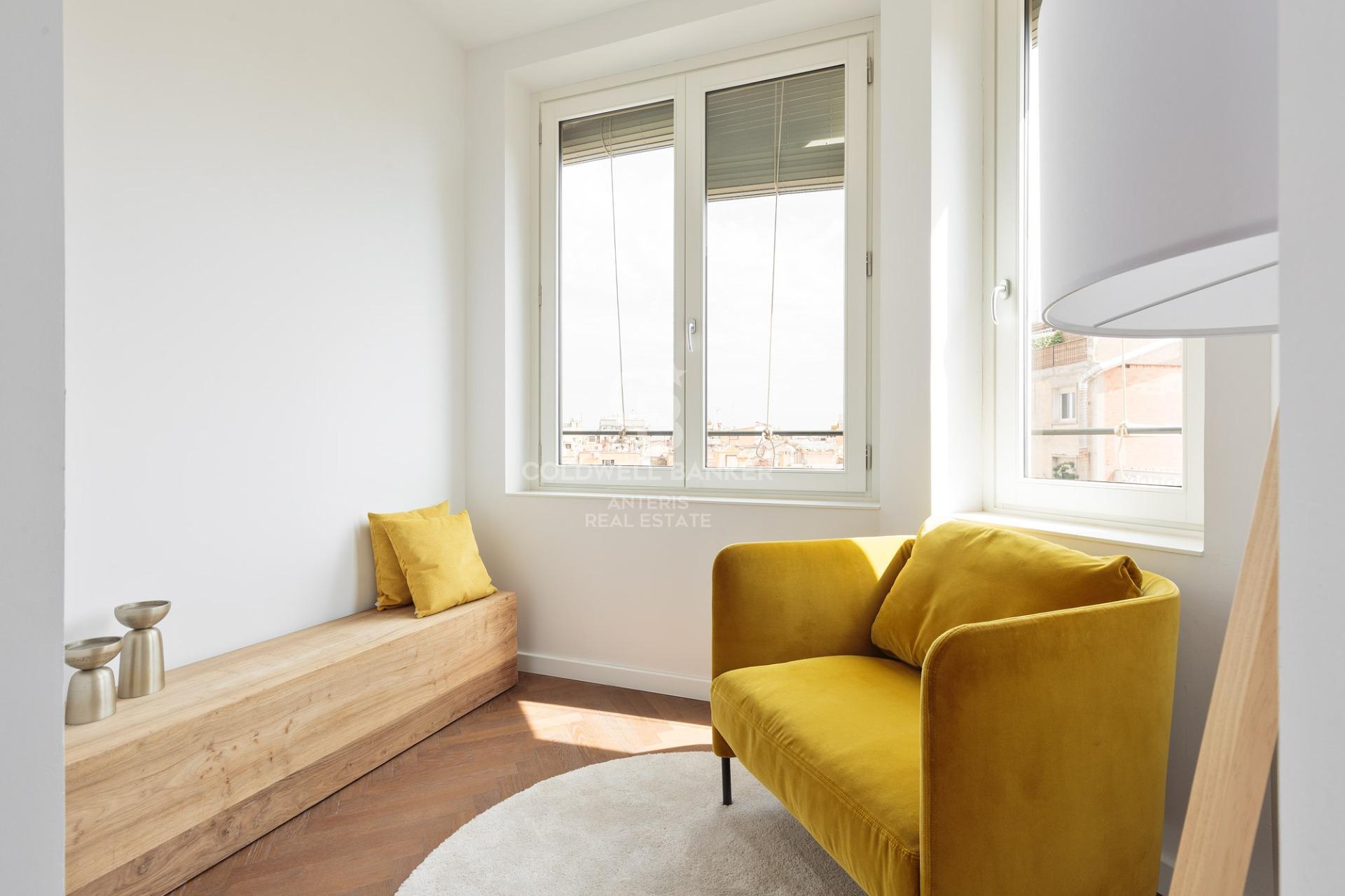 Apartament w klacysystycznej kamienicy w Eixample