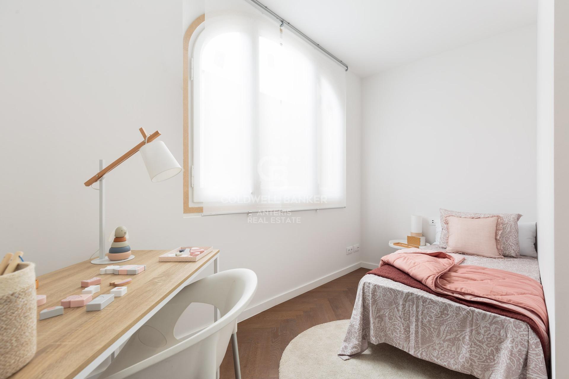 Apartament w klacysystycznej kamienicy w Eixample