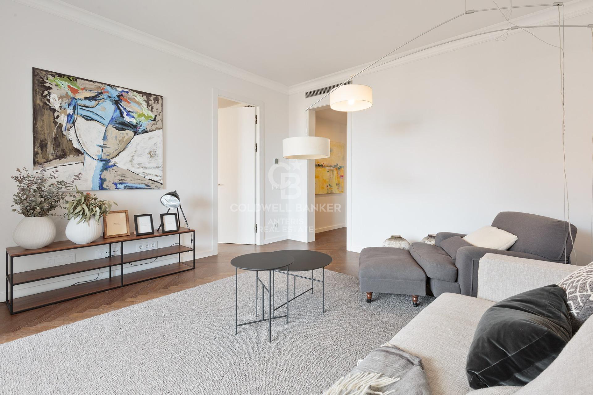 Apartament w klacysystycznej kamienicy w Eixample