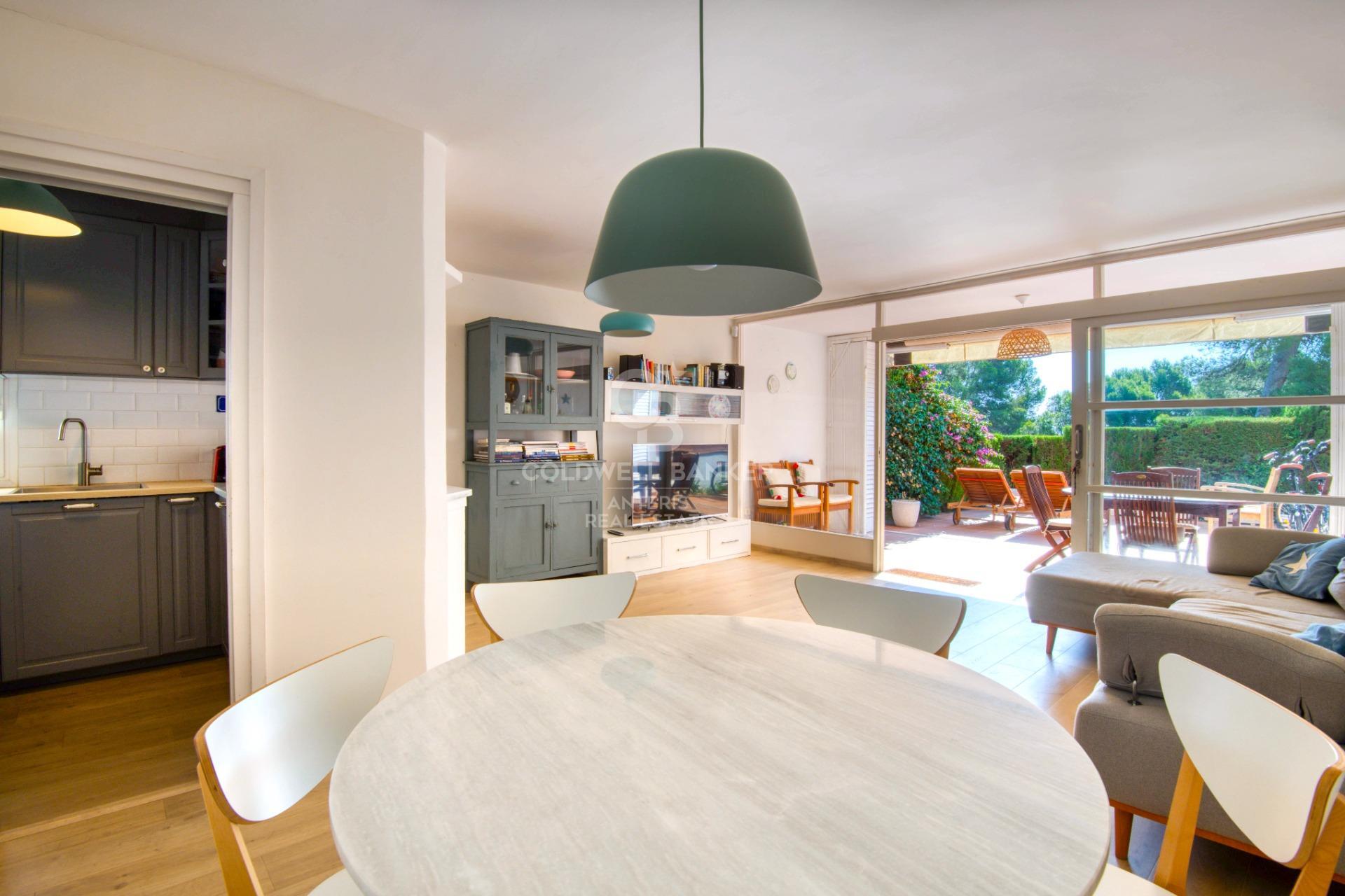 Planta baja de 2 habitaciones con vistas al mar