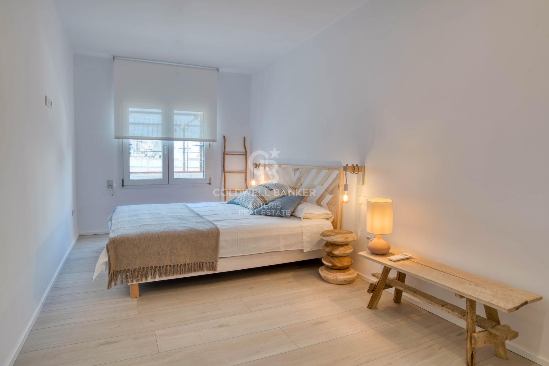 Vivienda pareada reformada de 3 pisos en la Costa Brava