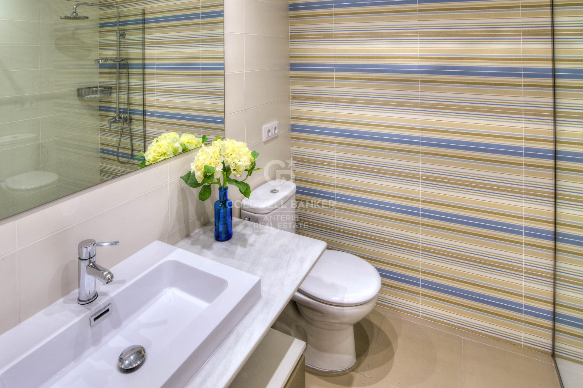 Planta baja de 2 habitaciones con vistas al mar