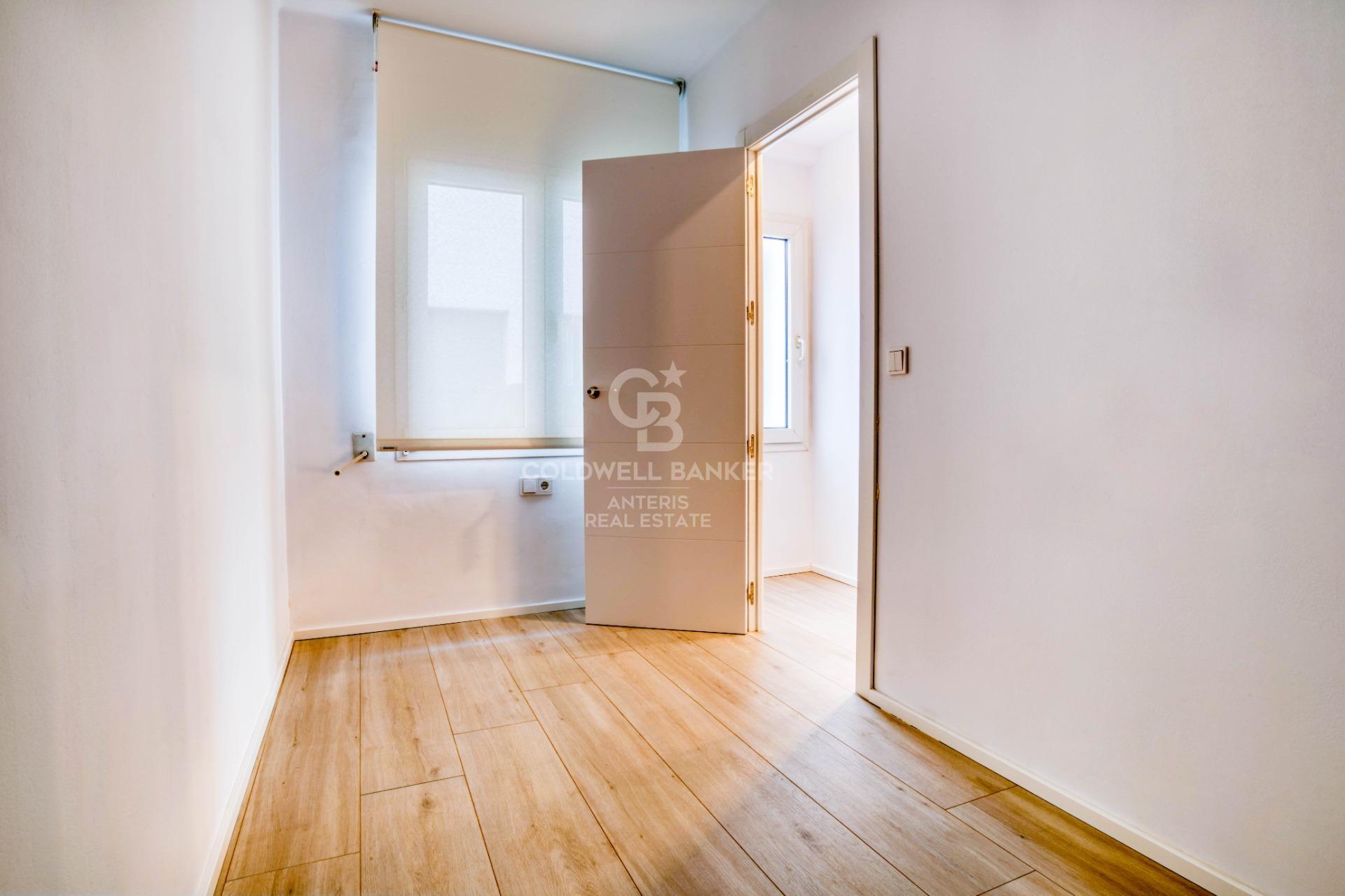 Vivienda pareada reformada de 3 pisos en la Costa Brava