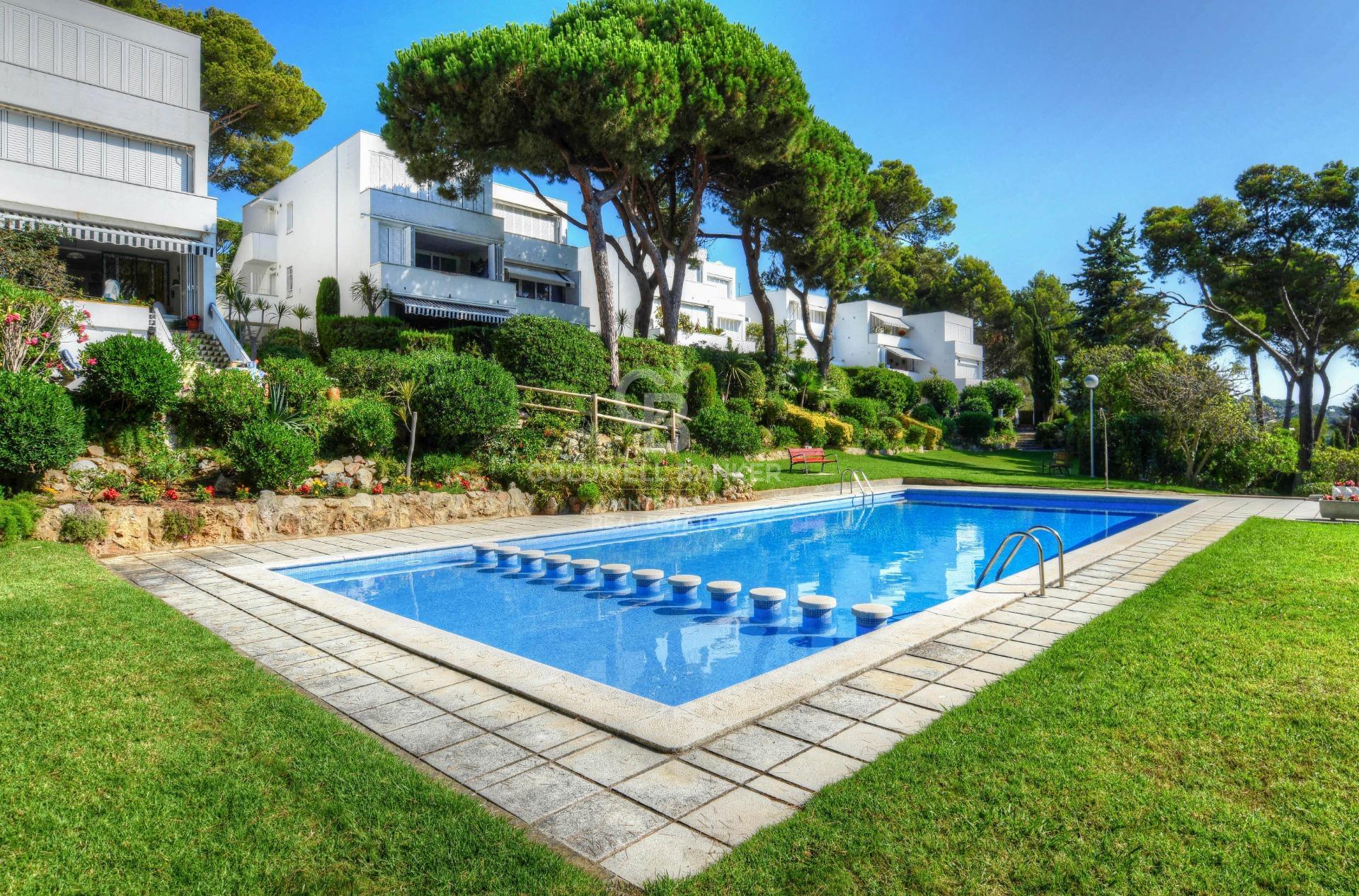 Planta baja de 2 habitaciones con vistas al mar