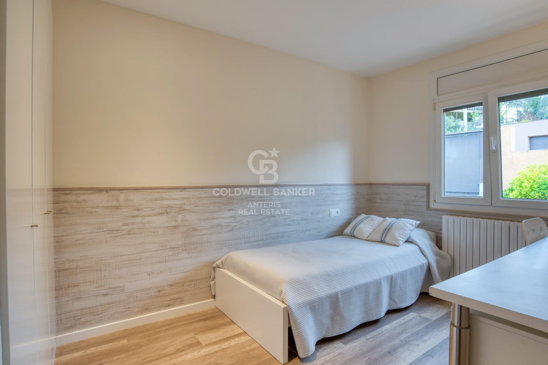 5 bedroom villa with private pool