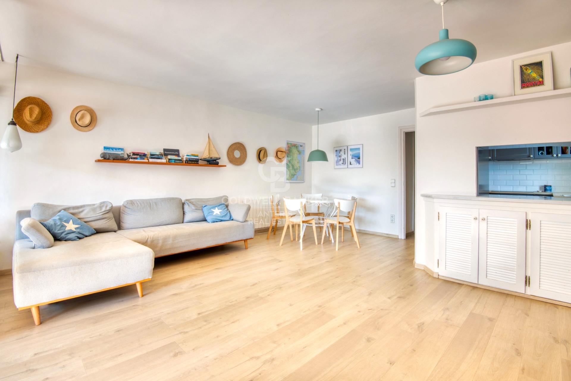 Planta baja de 2 habitaciones con vistas al mar