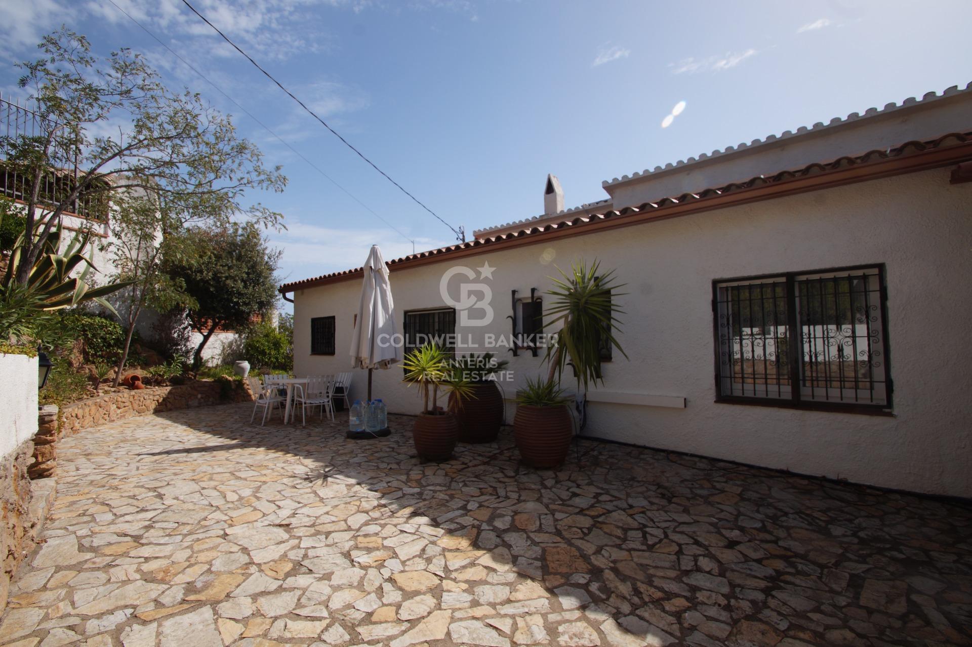 Casa grande unifamiliar con vistas