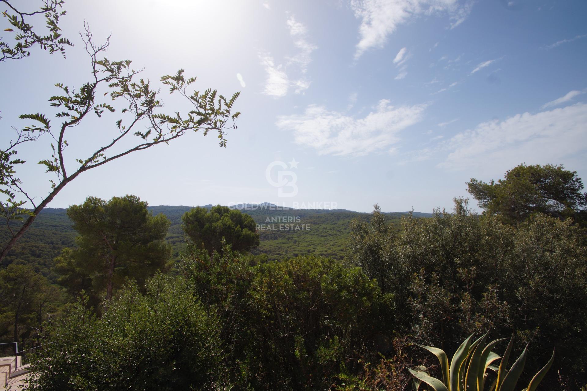 Casa grande unifamiliar con vistas