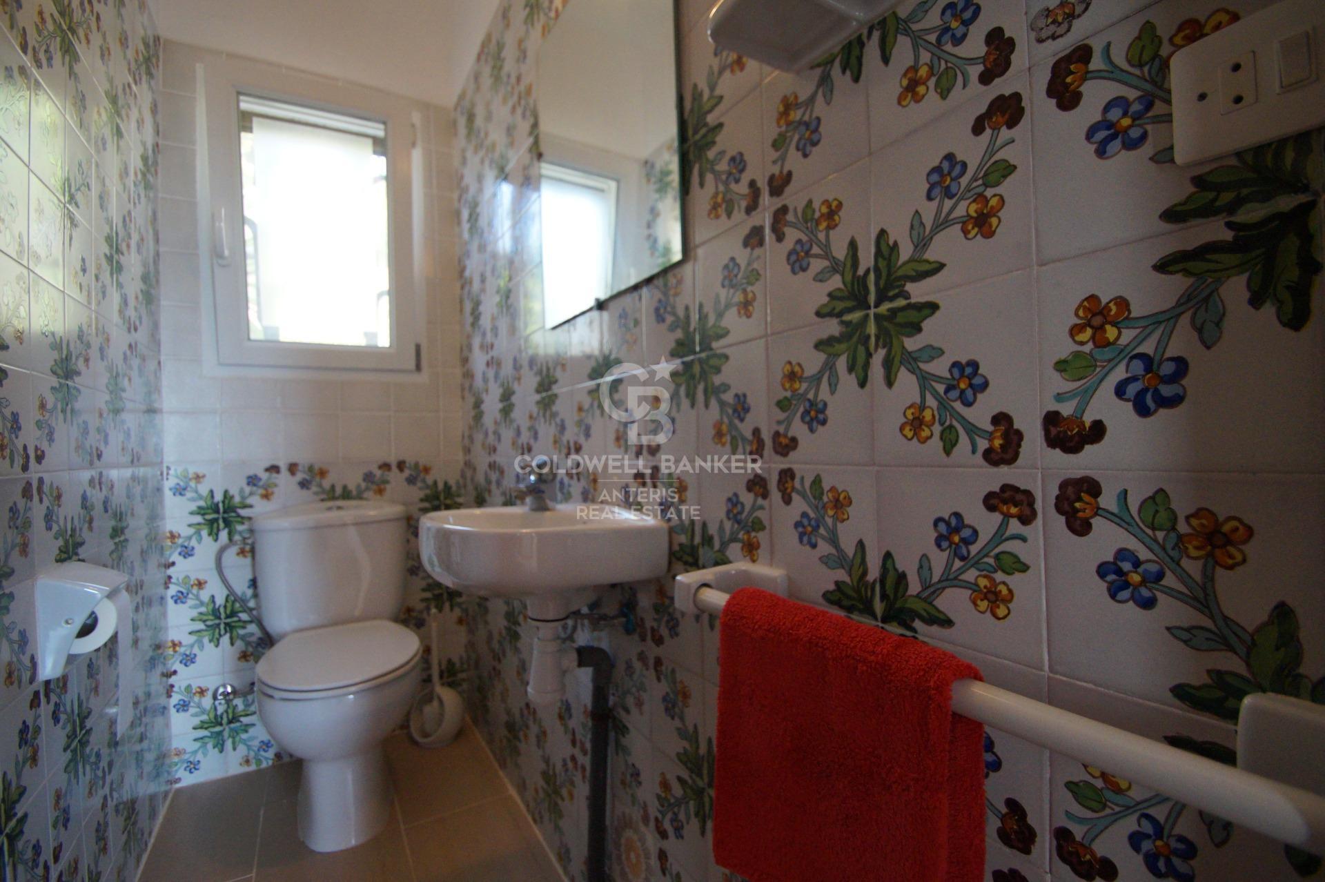 Casa grande unifamiliar con vistas