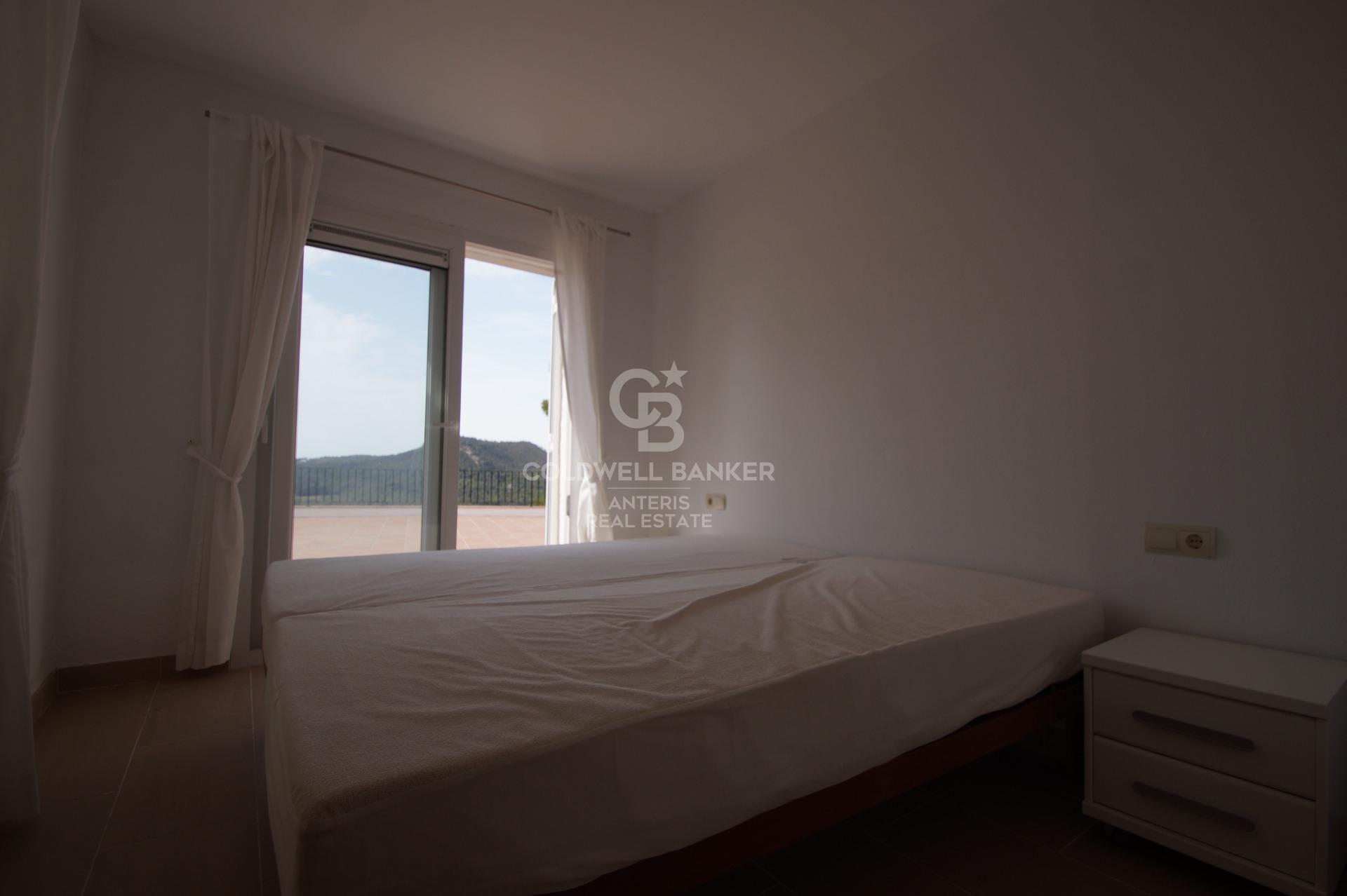 Casa grande unifamiliar con vistas