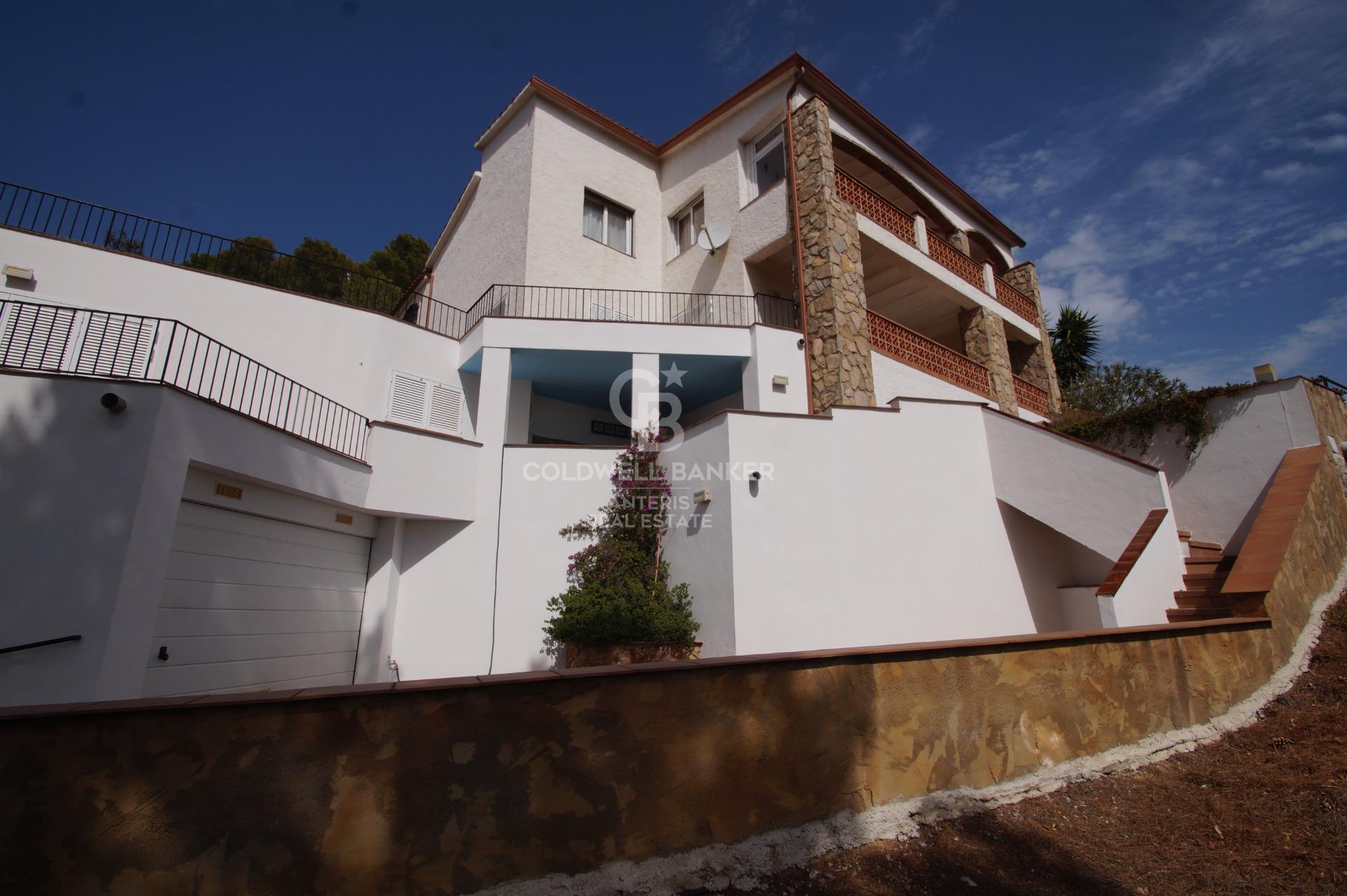 Casa grande unifamiliar con vistas