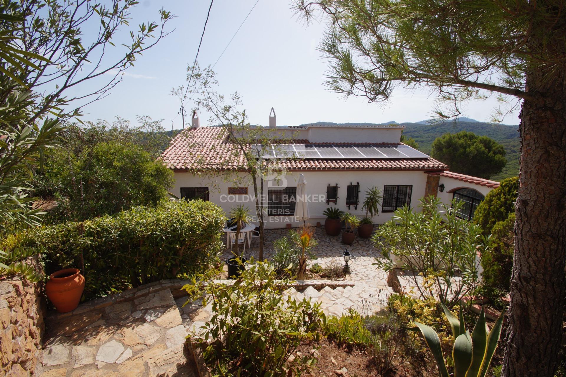 Casa grande unifamiliar con vistas