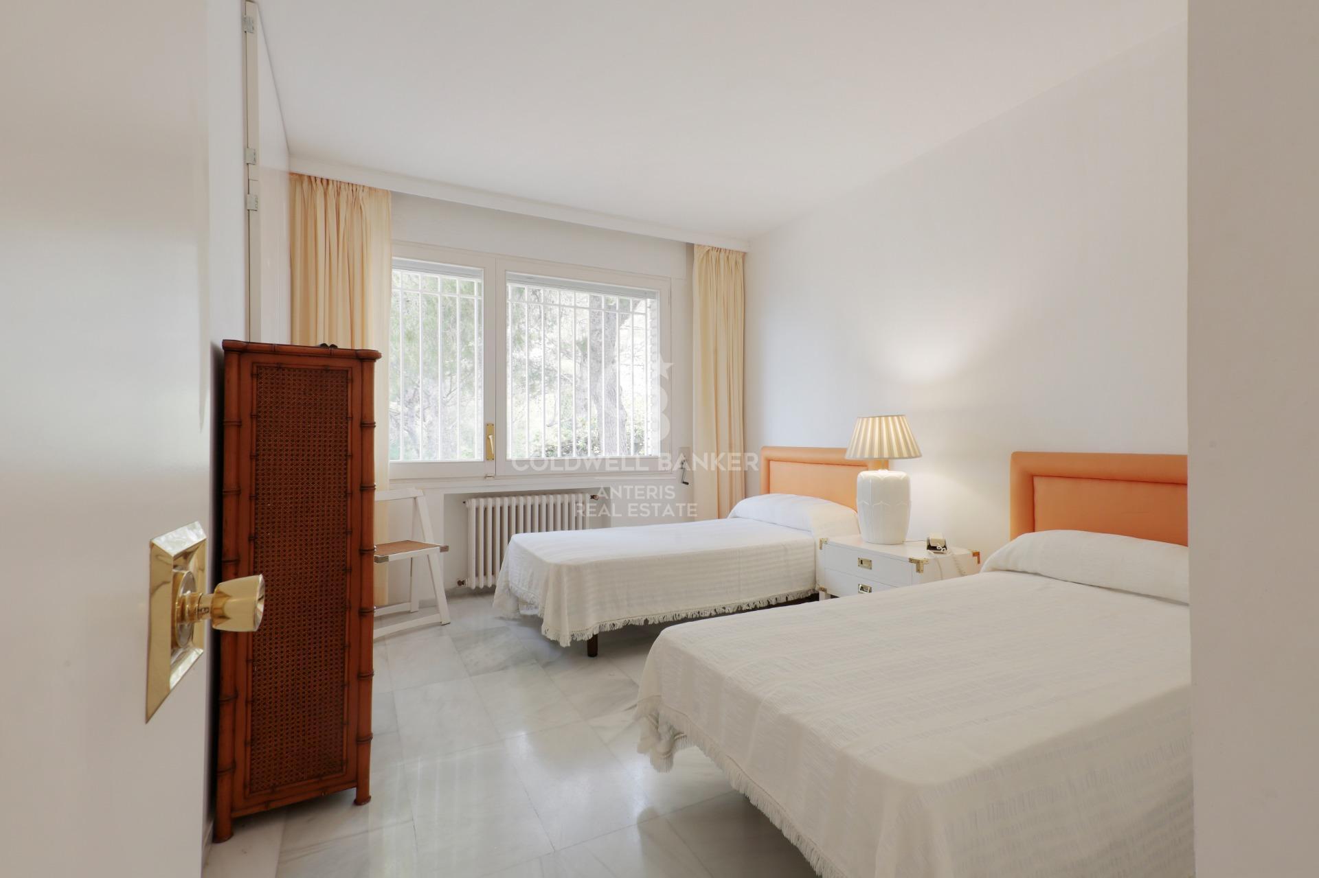 Villa privada con pista de squash