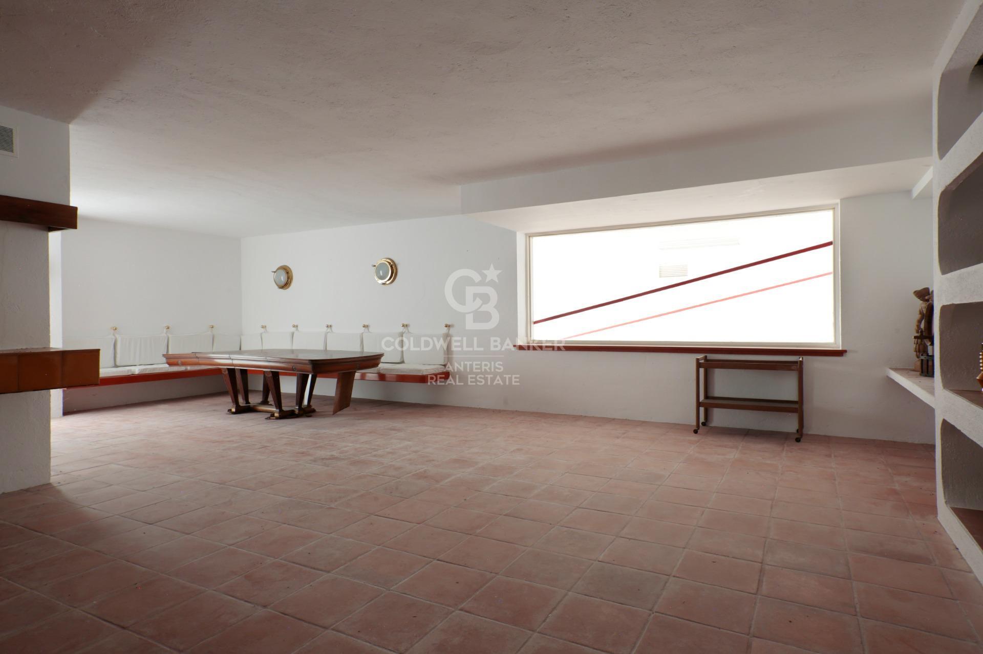 Villa privada con pista de squash