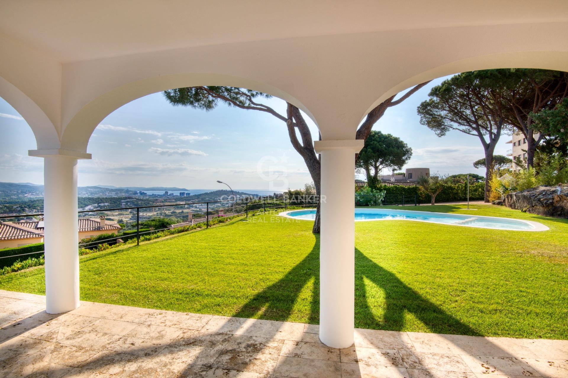 Renovated villa in s’Agaró with spectacular views