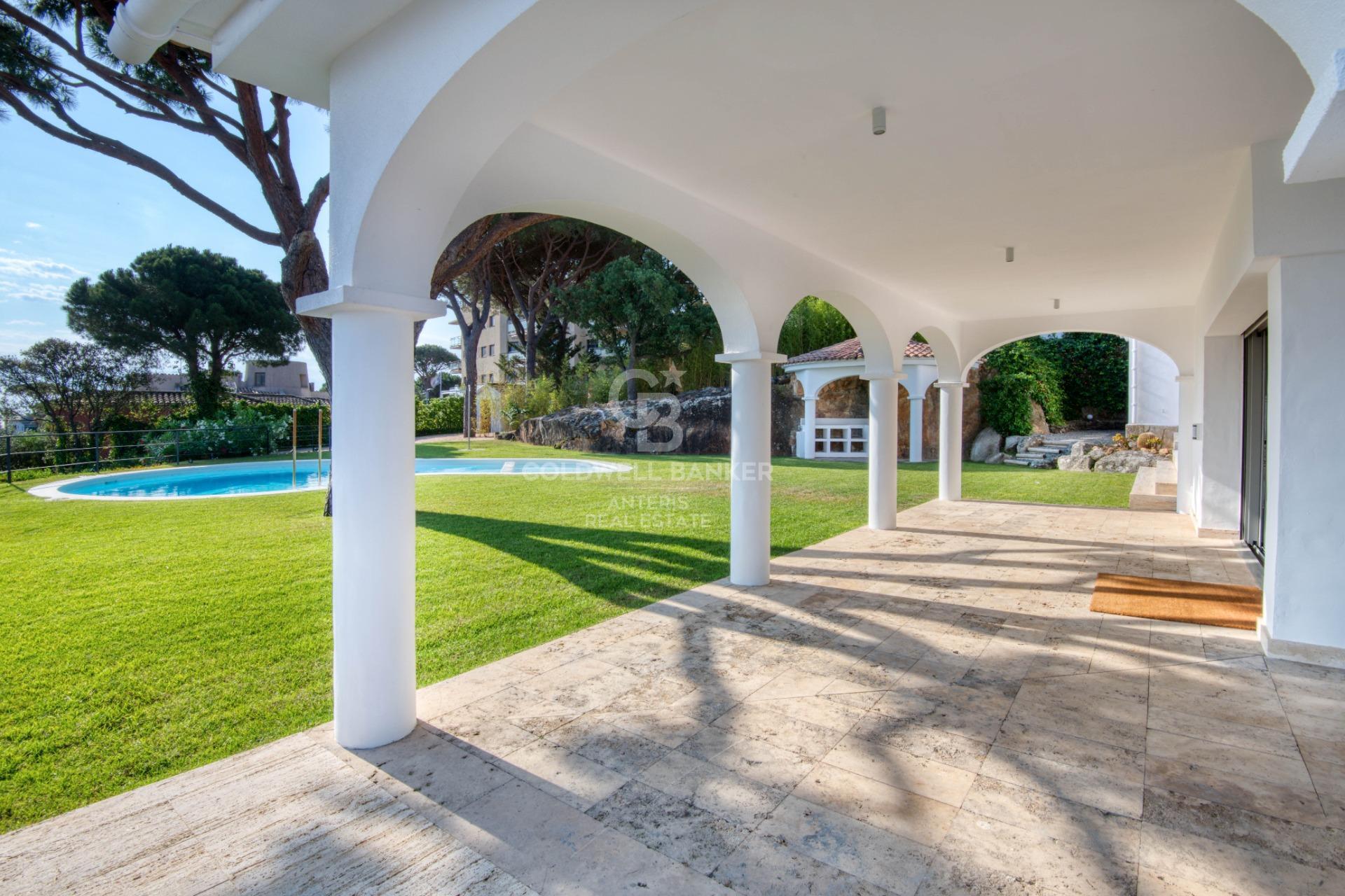 Renovated villa in s’Agaró with spectacular views