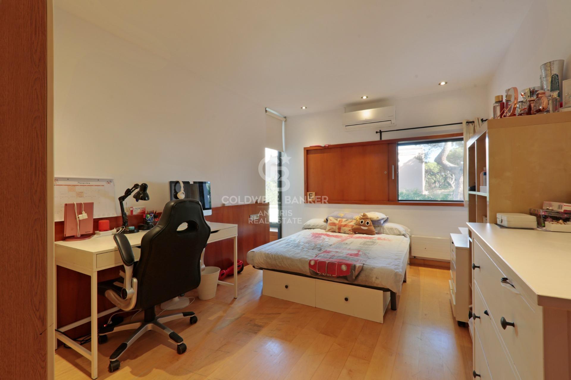 Luminous house near the beach of Gavà Mar