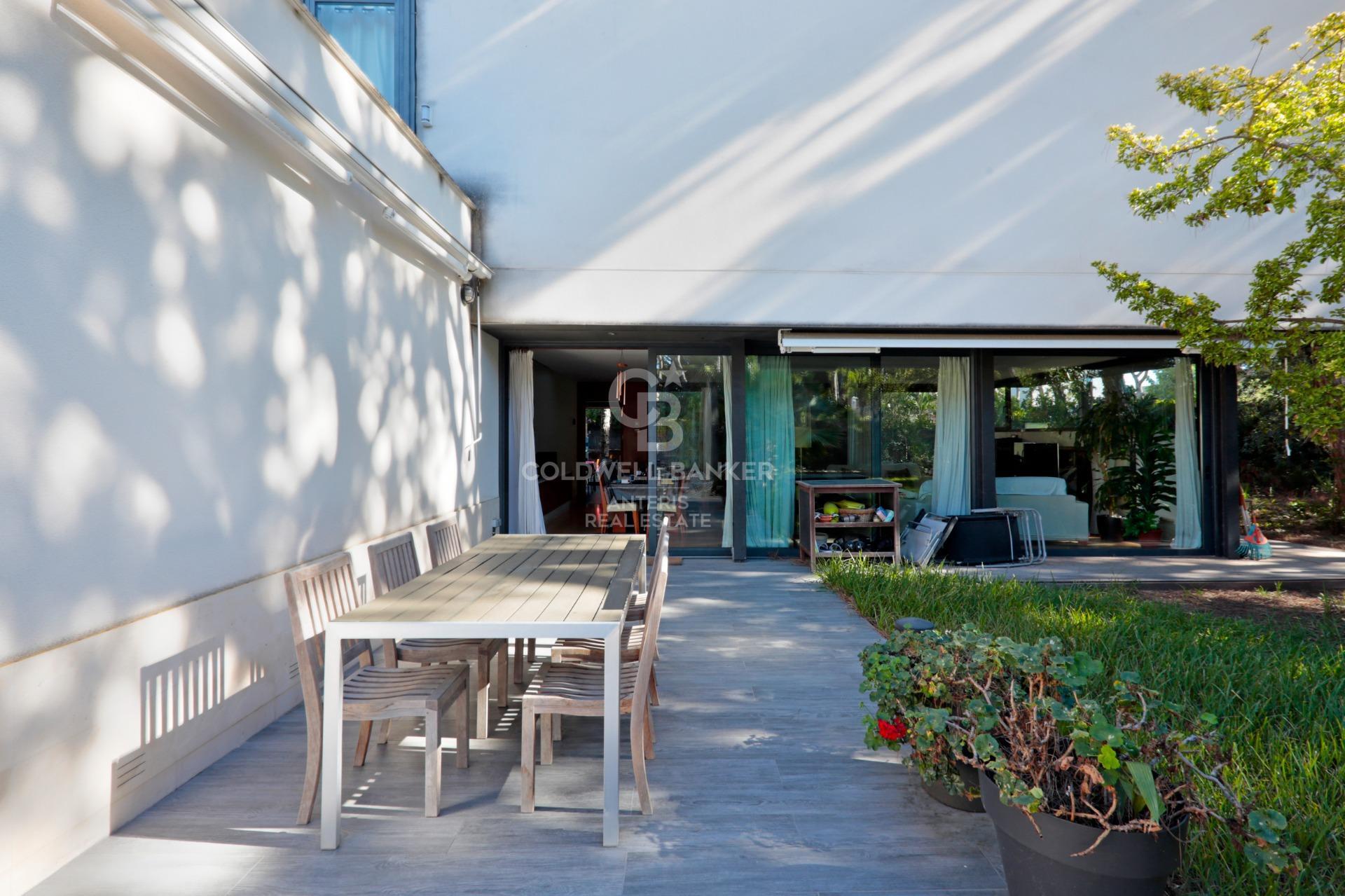 Luminous house near the beach of Gavà Mar