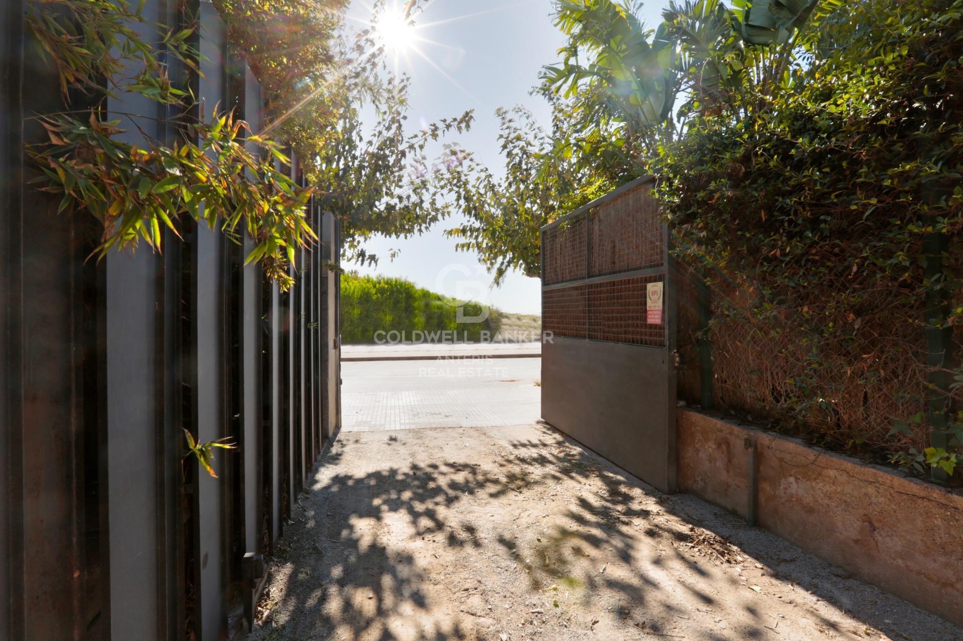 Luminous house near the beach of Gavà Mar