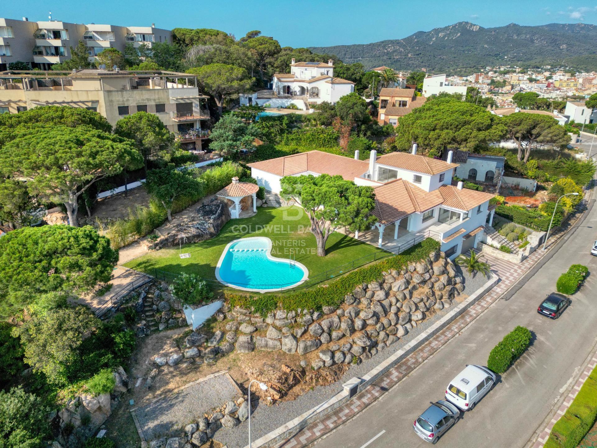 Renovated villa in s’Agaró with spectacular views