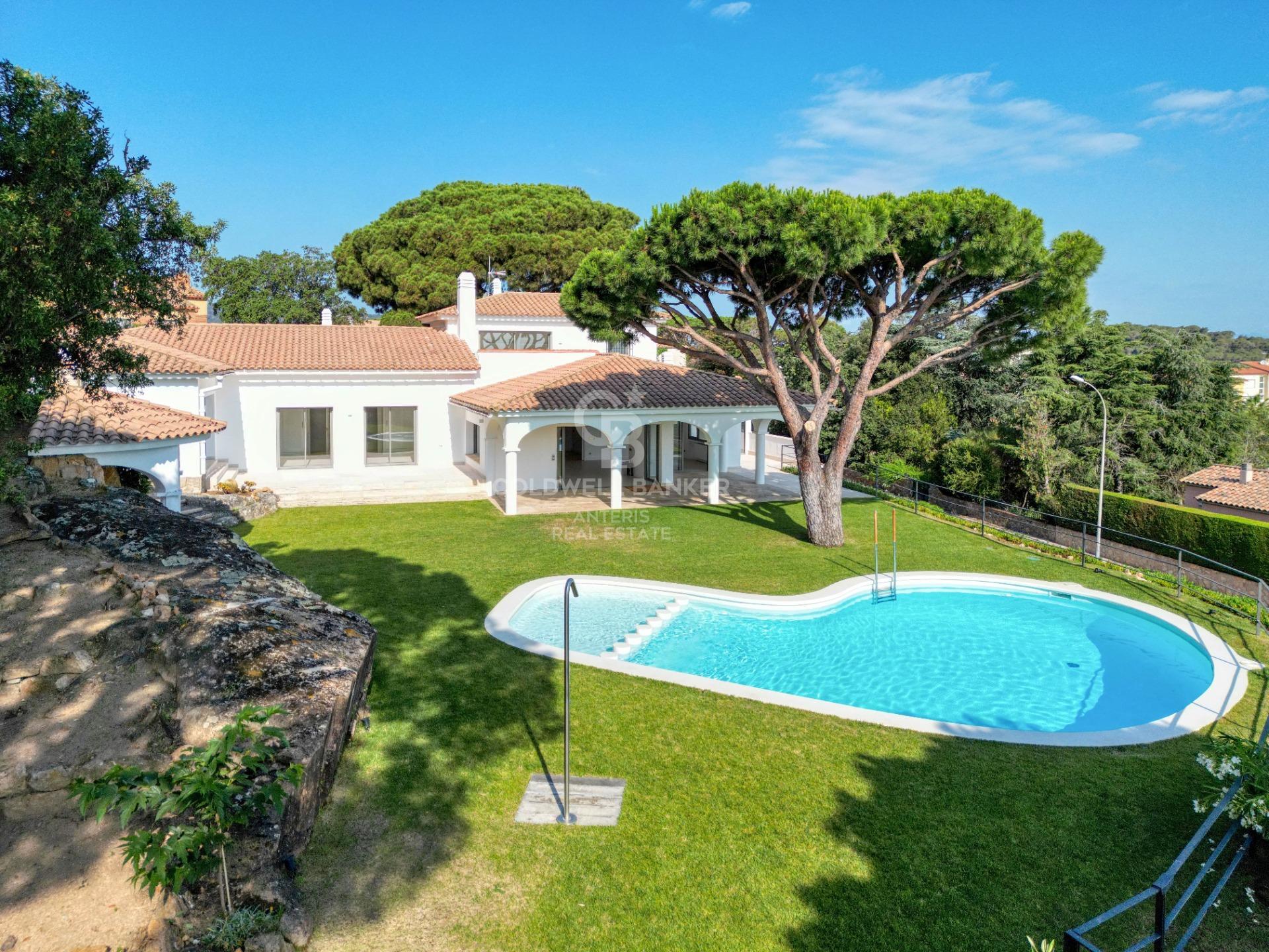 Renovated villa in s’Agaró with spectacular views