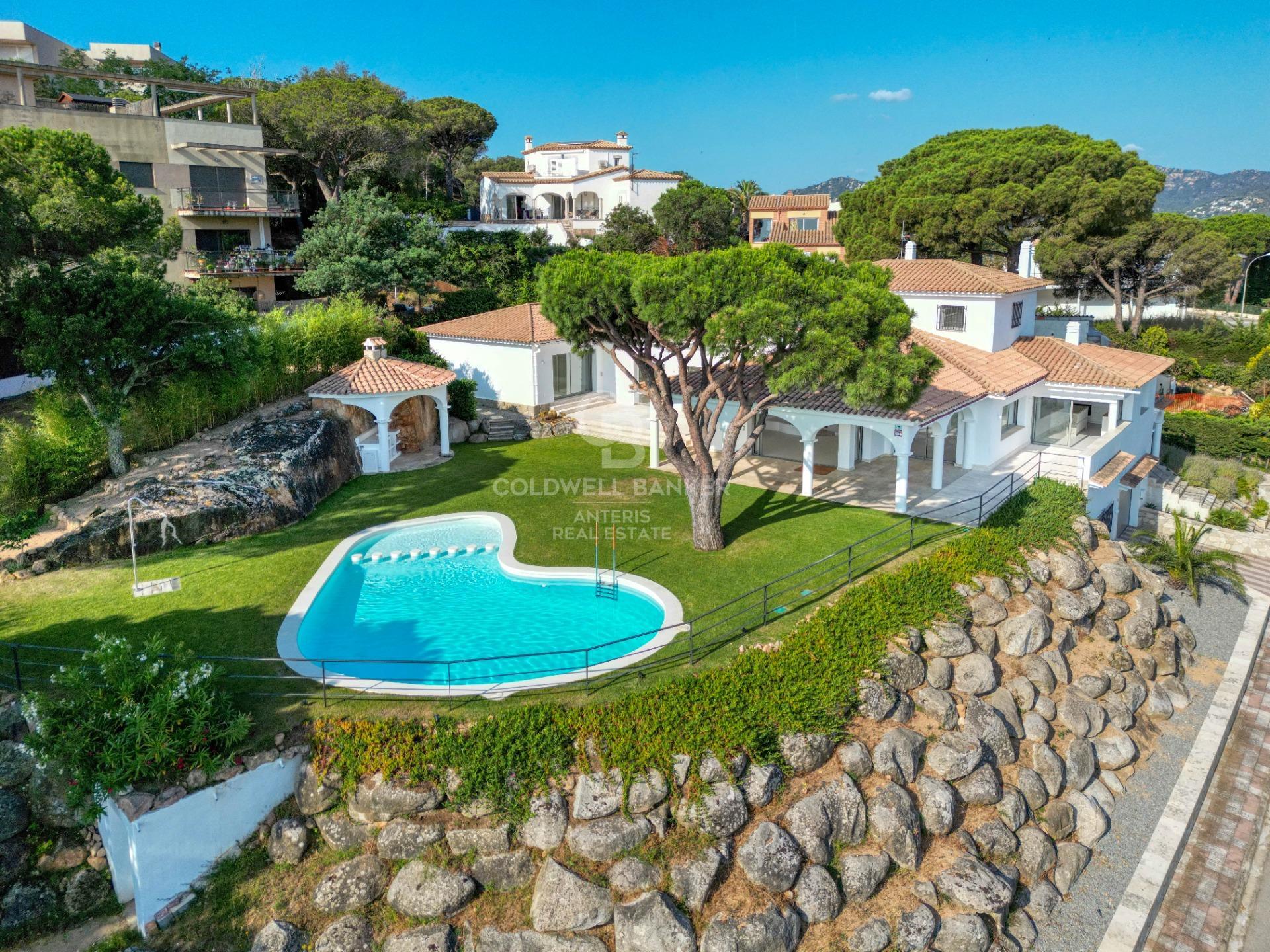 Renovated villa in s’Agaró with spectacular views