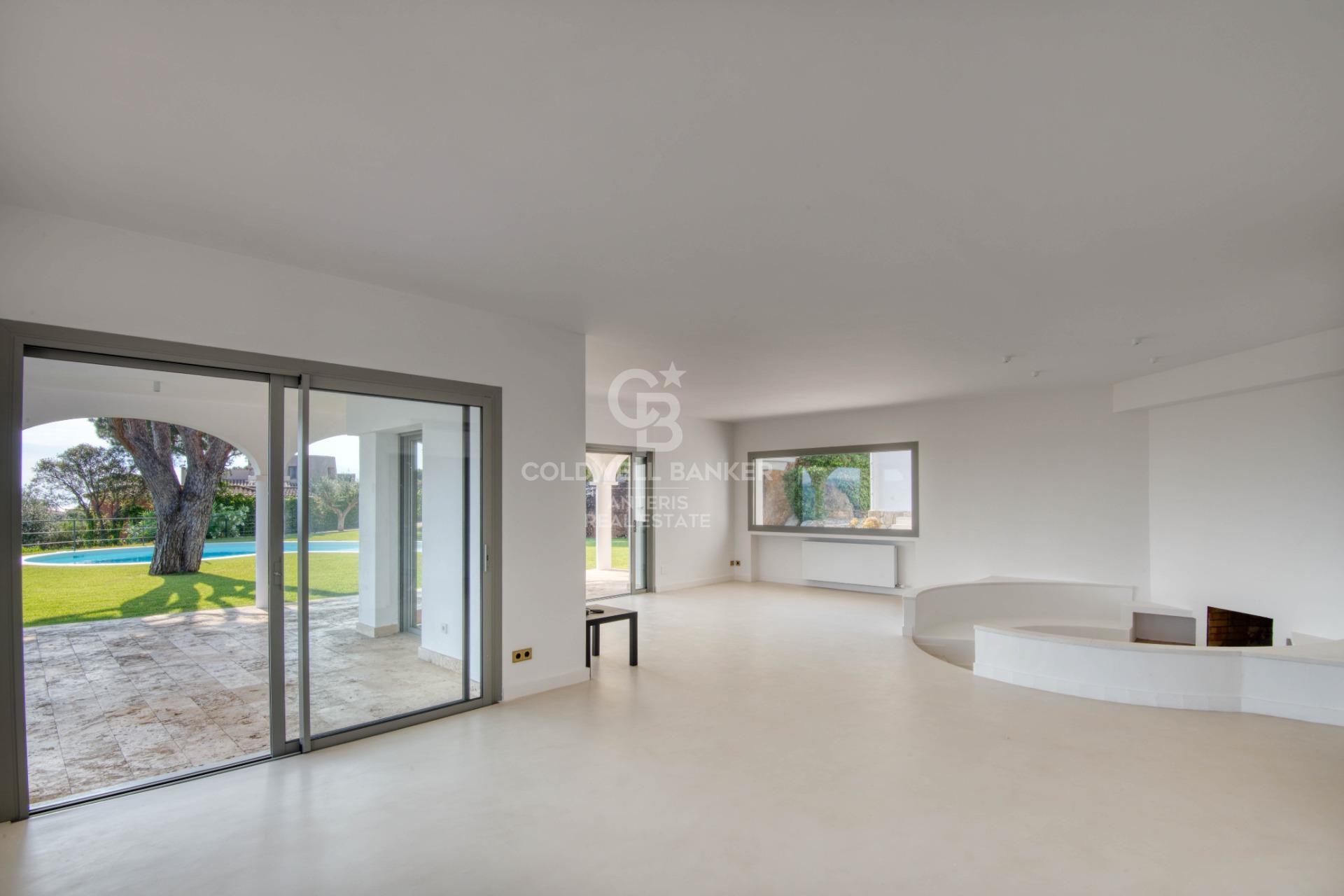 Renovated villa in s’Agaró with spectacular views