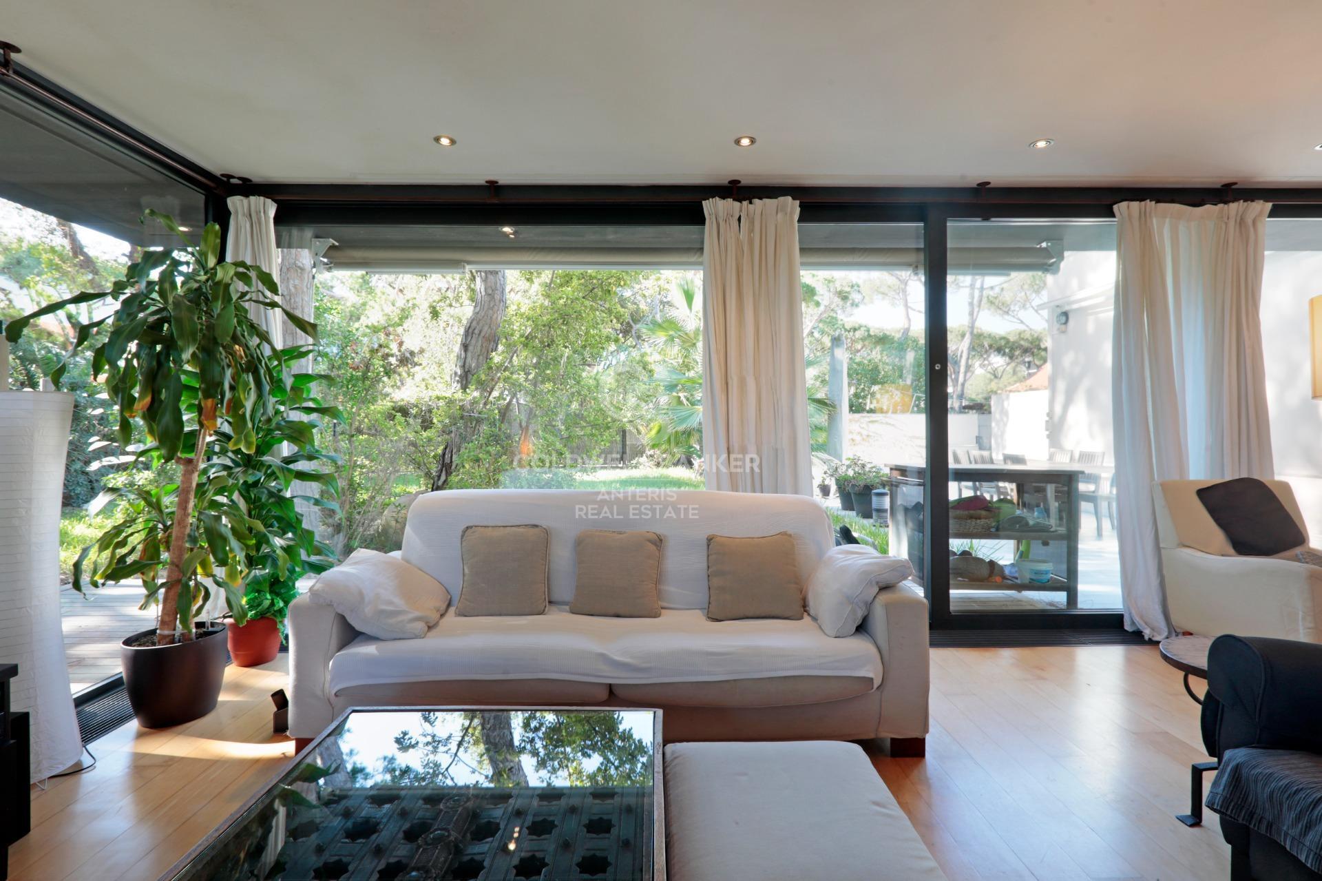 Luminous house near the beach of Gavà Mar