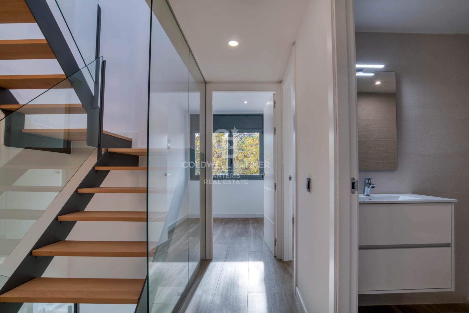 Newly built triplex on the Costa Brava