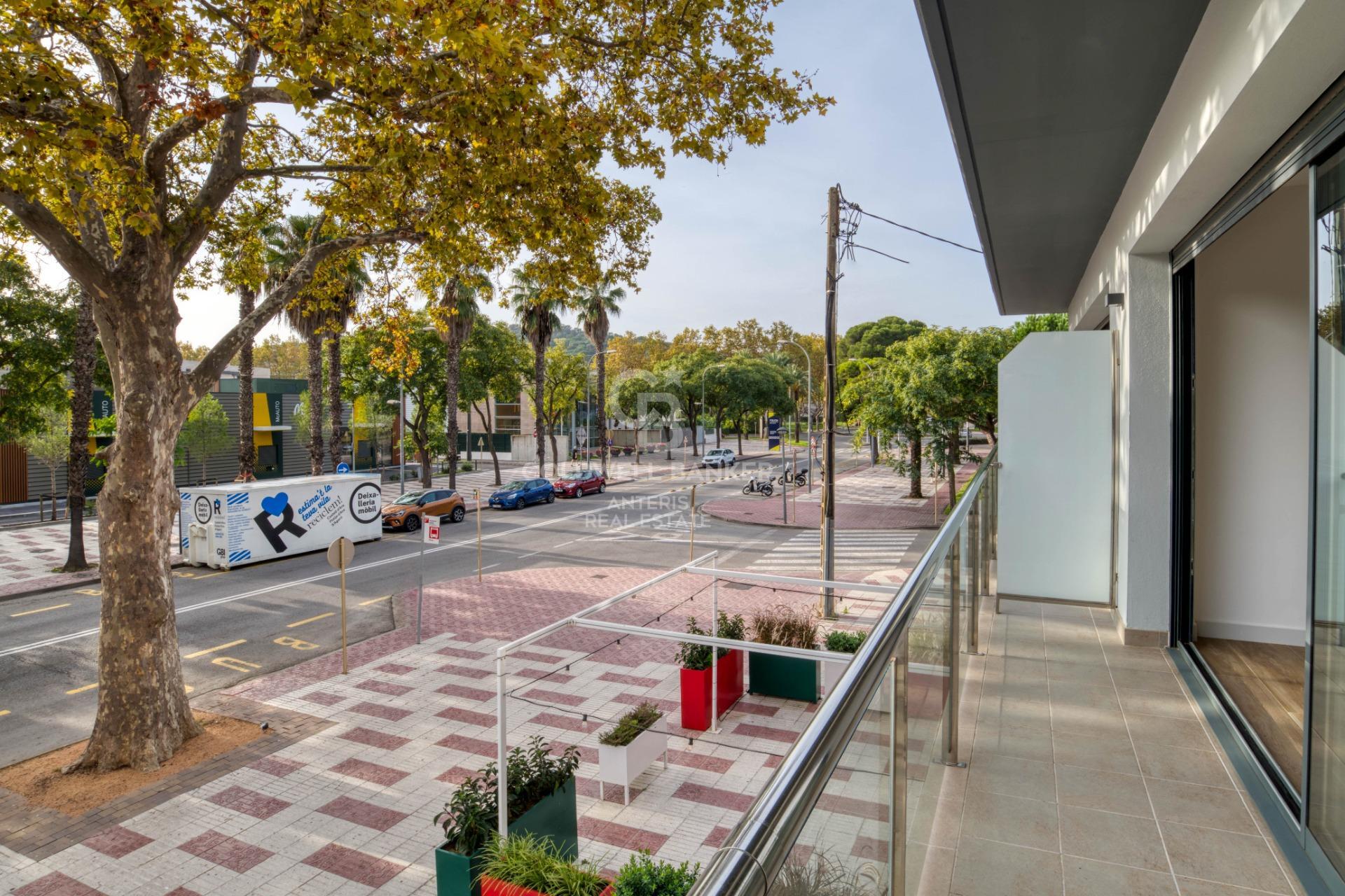 Newly built triplex on the Costa Brava