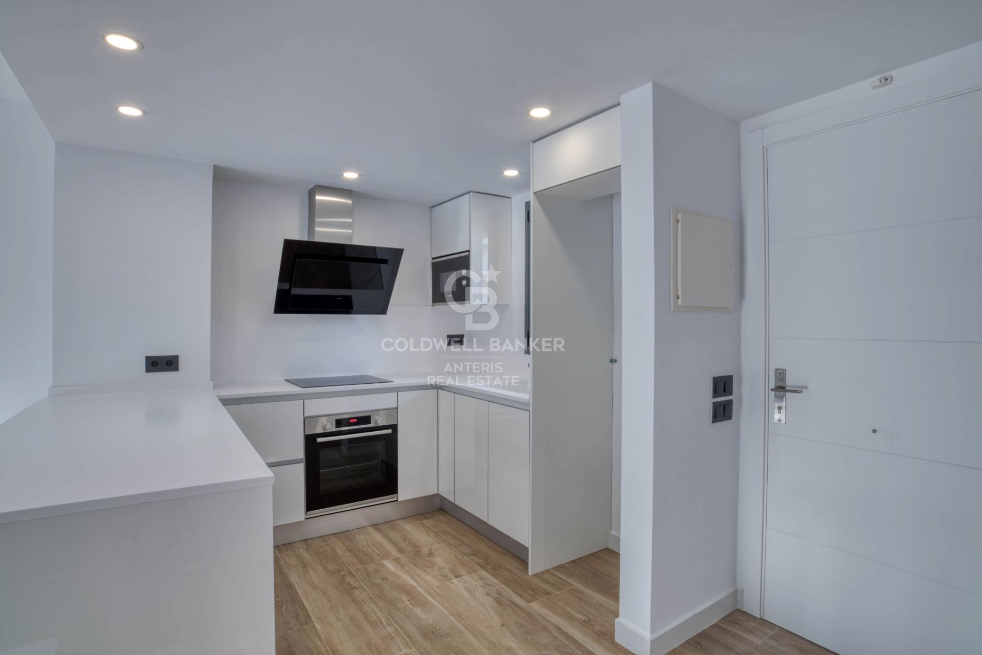 Newly built triplex on the Costa Brava