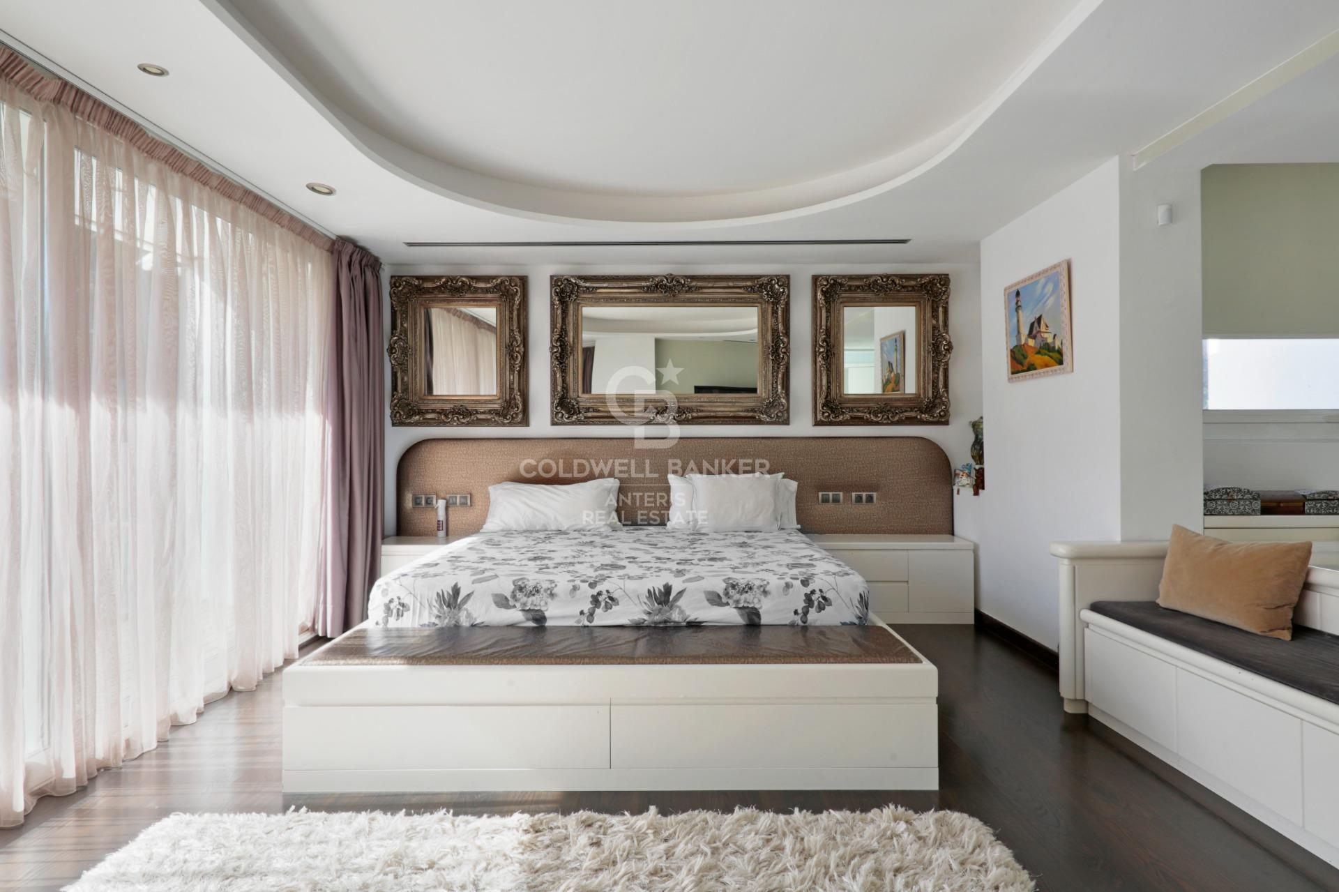 Luxury modern villa on the beach in Castelldefels