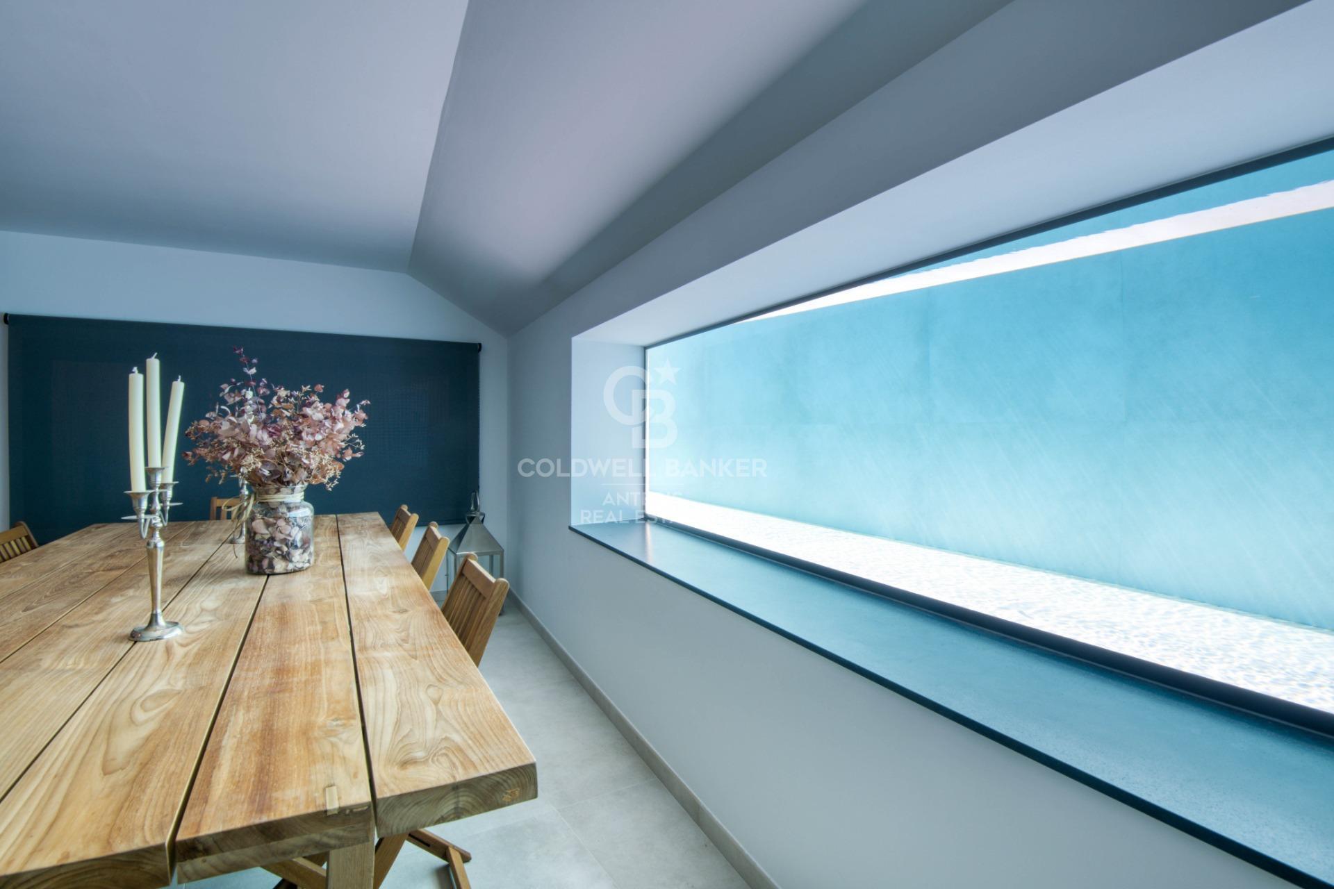 Moderno chalet con impresionantes vistas en la costa