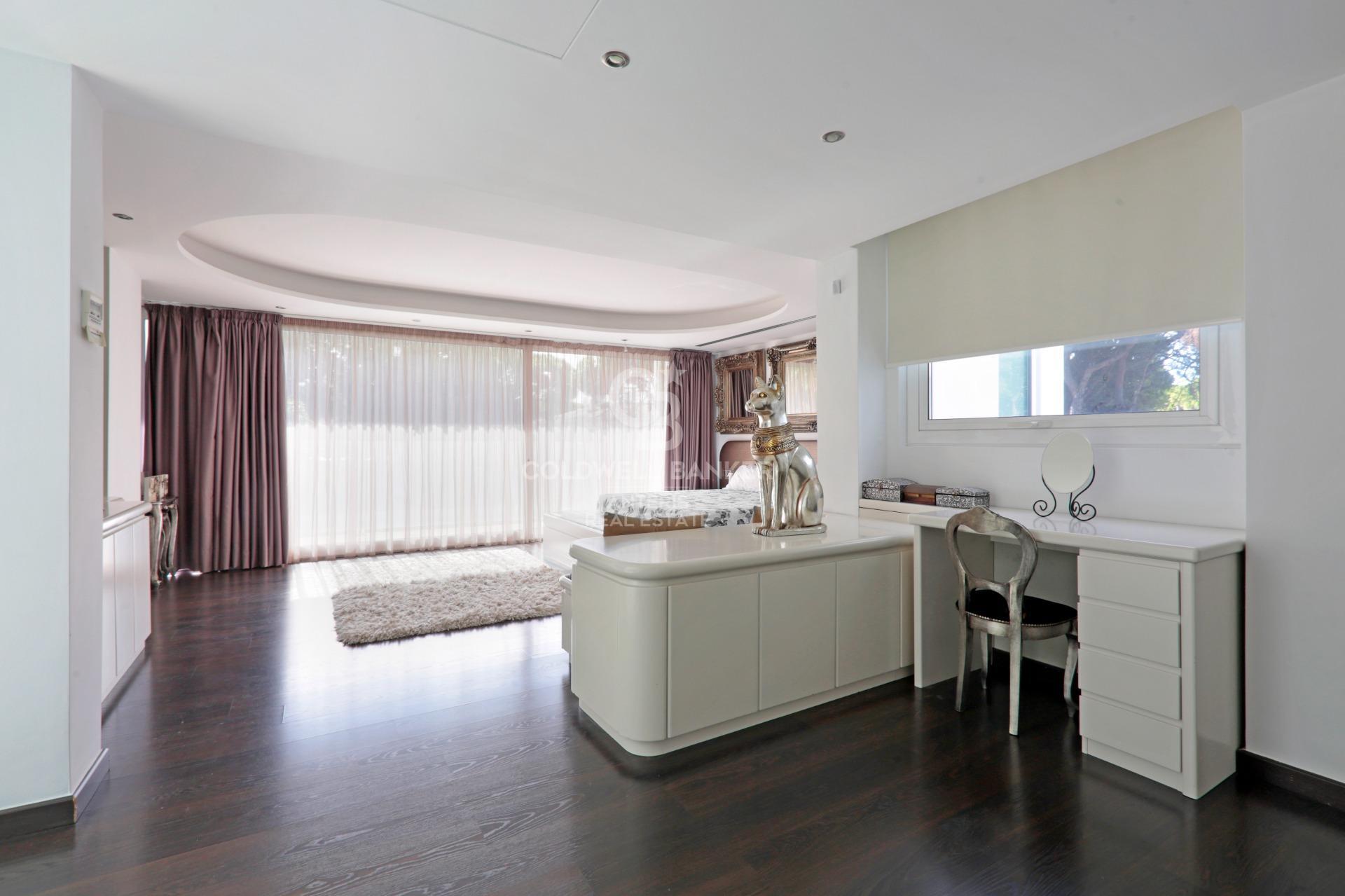 Luxury modern villa on the beach in Castelldefels