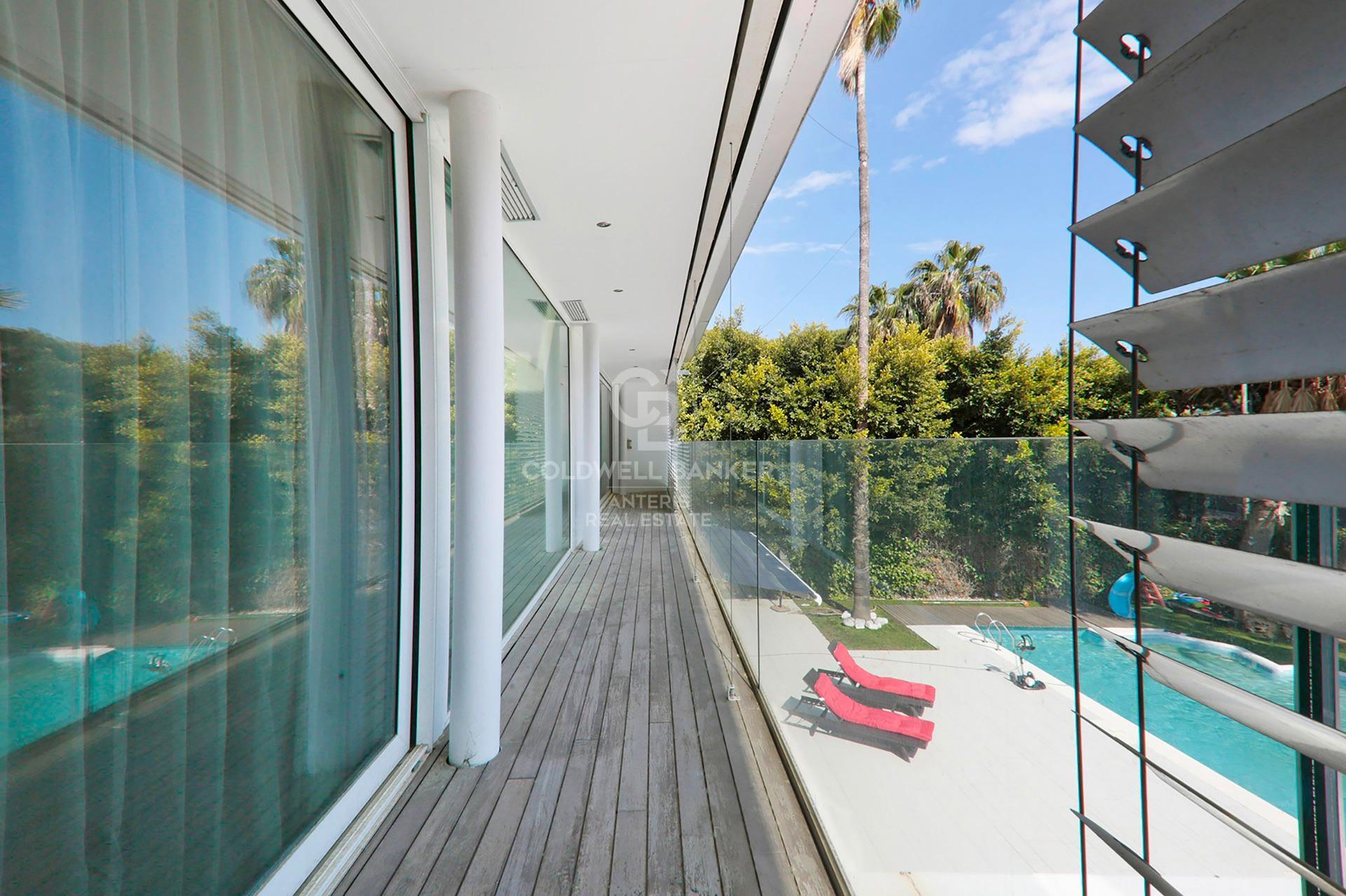 Luxury modern villa on the beach in Castelldefels