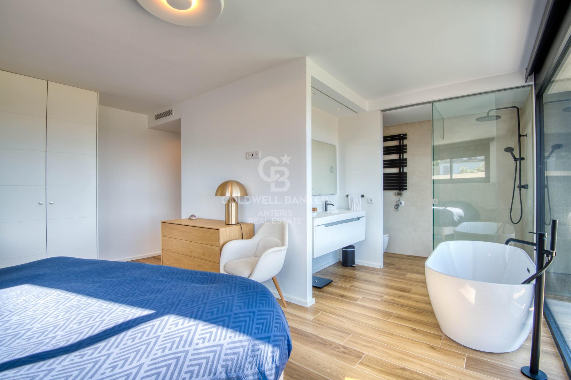 Moderno chalet con impresionantes vistas en la costa