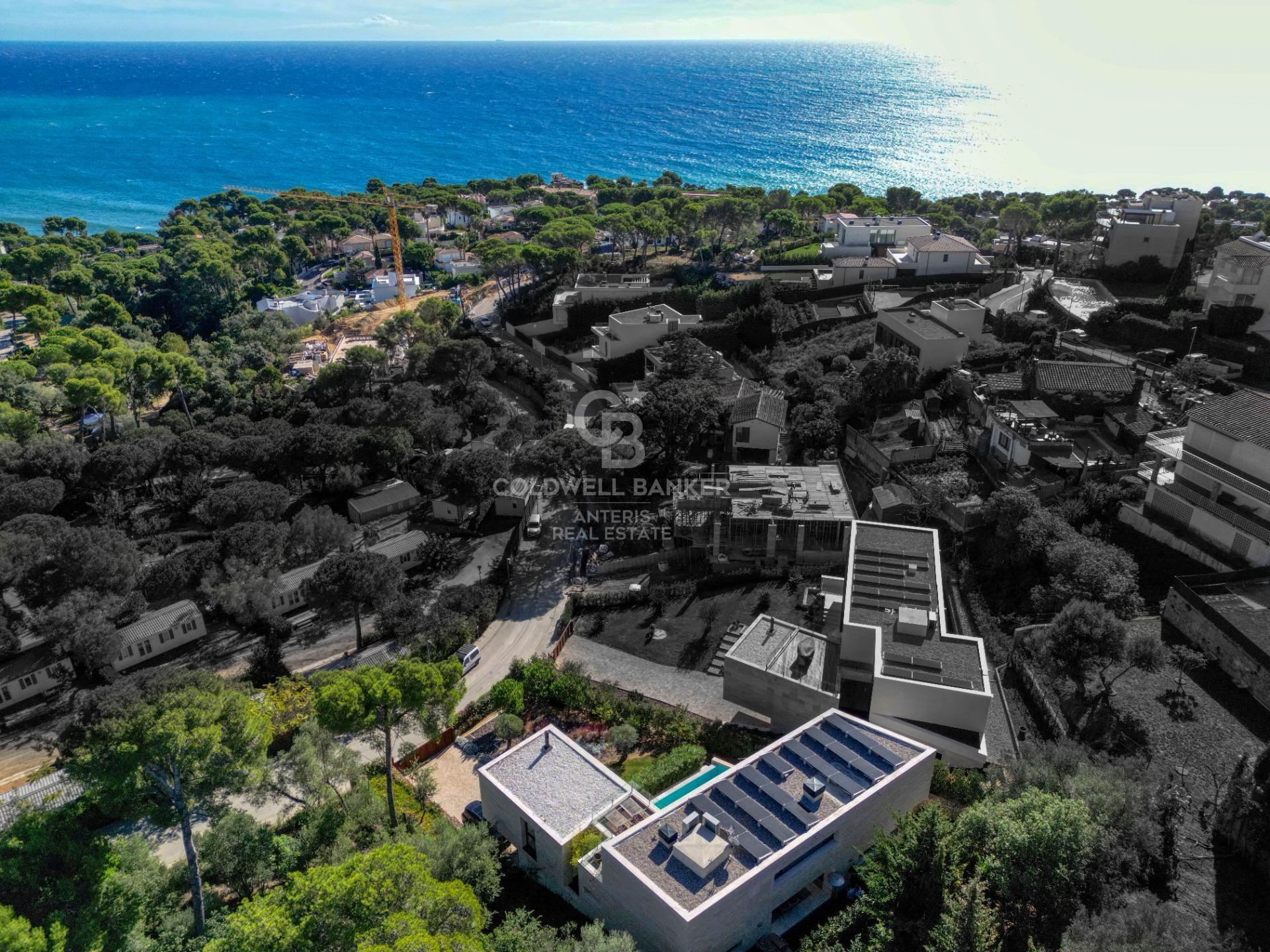 Moderno chalet con impresionantes vistas en la costa