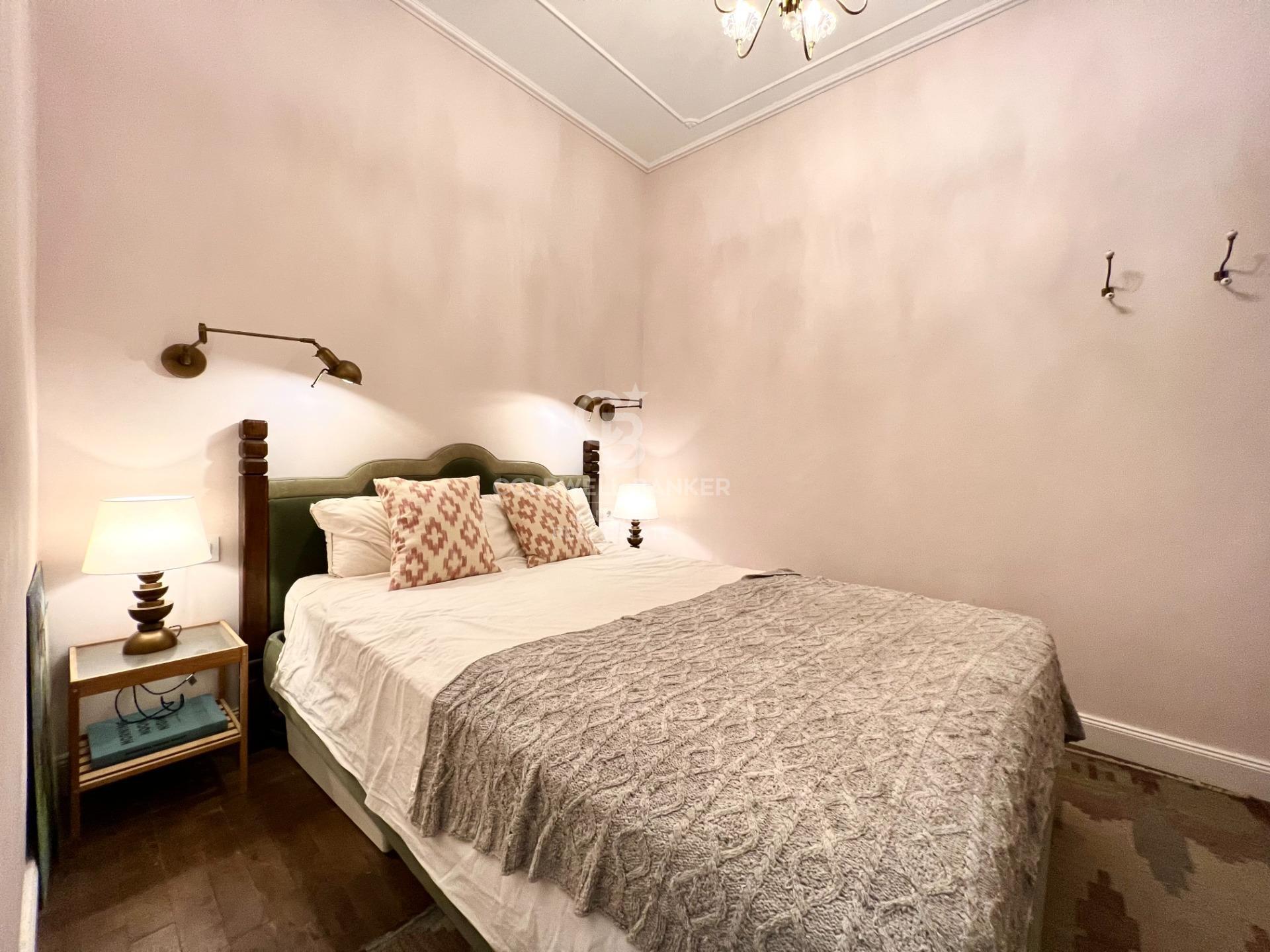 Piękny apartament w klasycystycznej kamienicy samym sercu dzielnicy Eixample