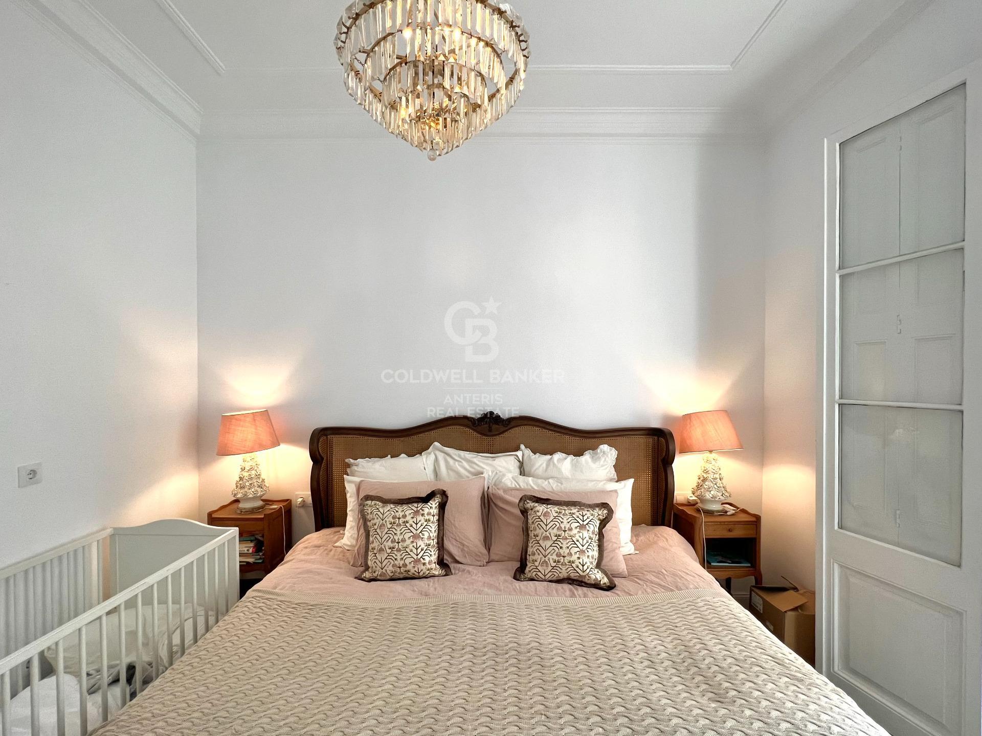 Piękny apartament w klasycystycznej kamienicy samym sercu dzielnicy Eixample