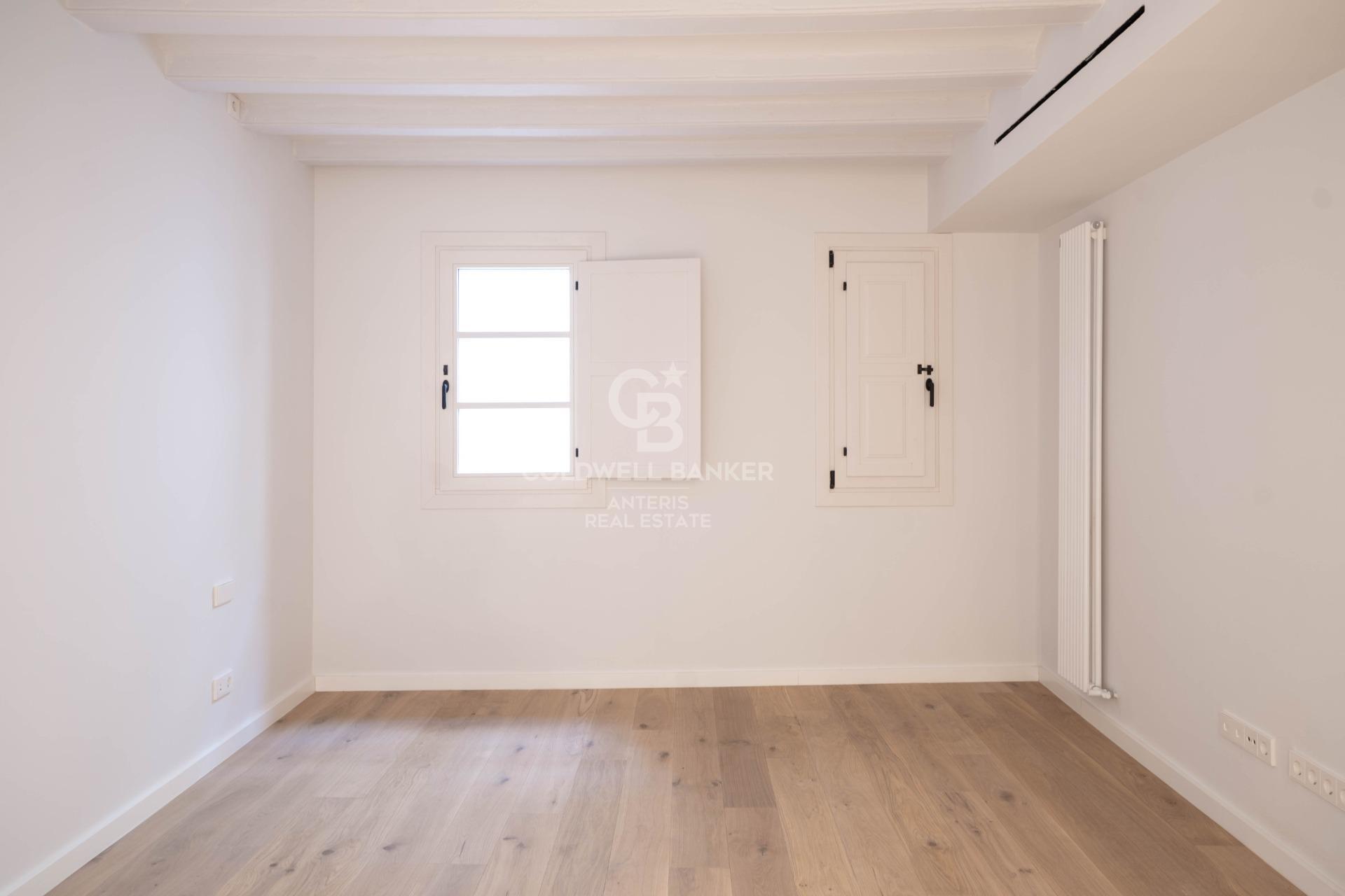 Odnowiony apartament w dzielnicy Gótico