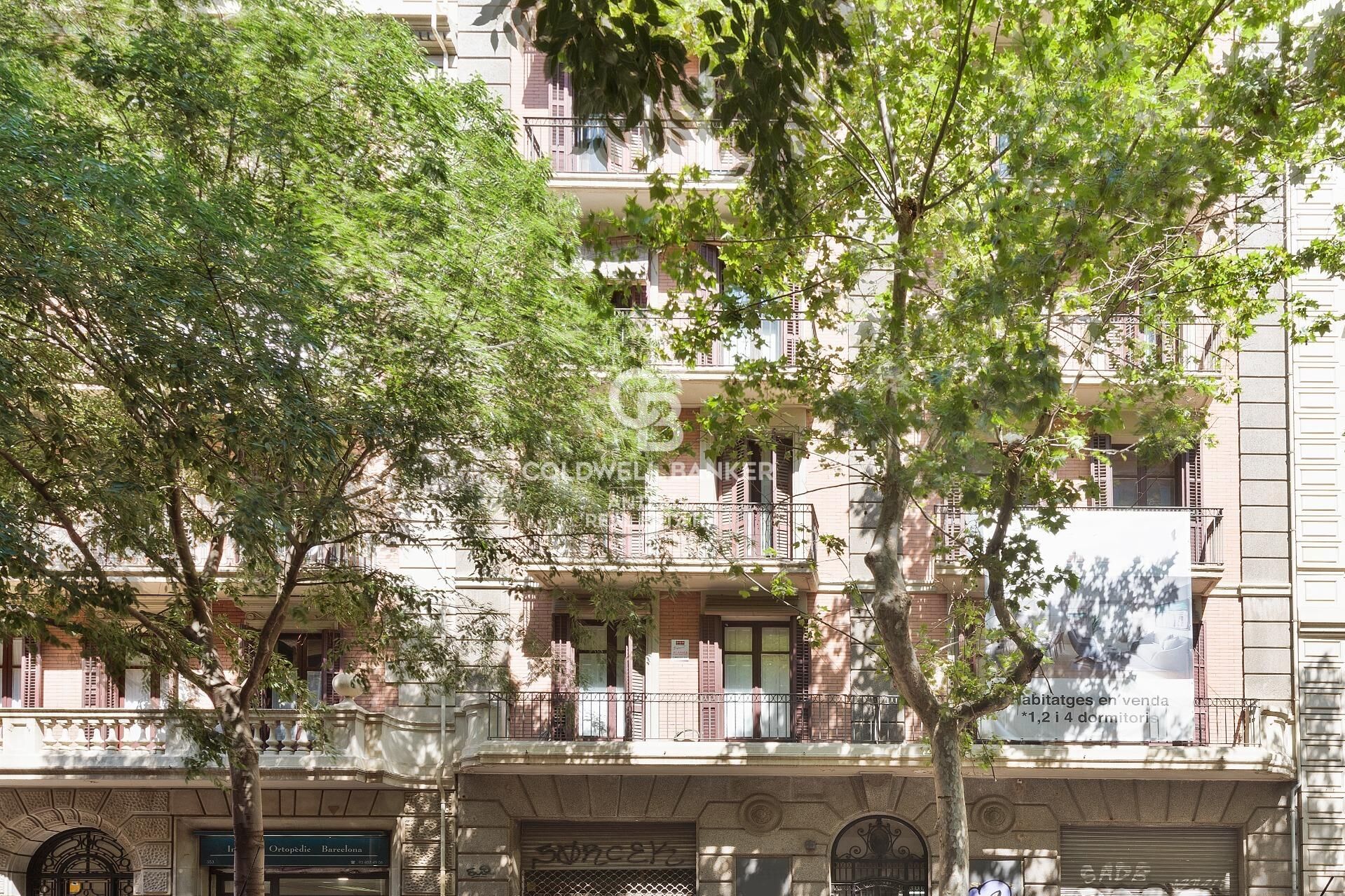 Dwupoziomowy penthouse z dużym tarasem i niesamowitym widokiem na Sagrada Familia