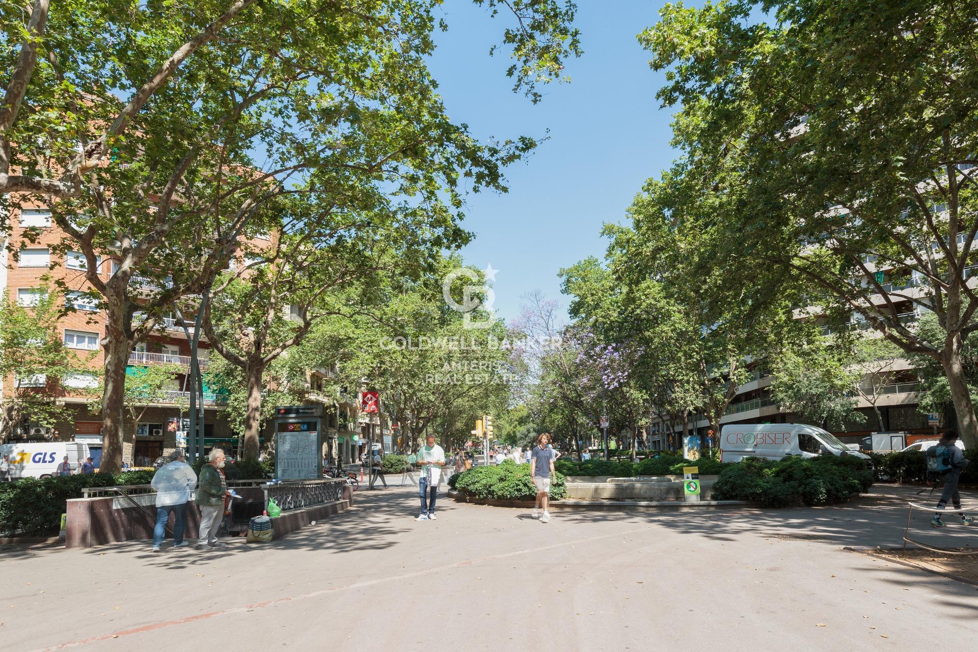 Dwupoziomowy penthouse z dużym tarasem i niesamowitym widokiem na Sagrada Familia