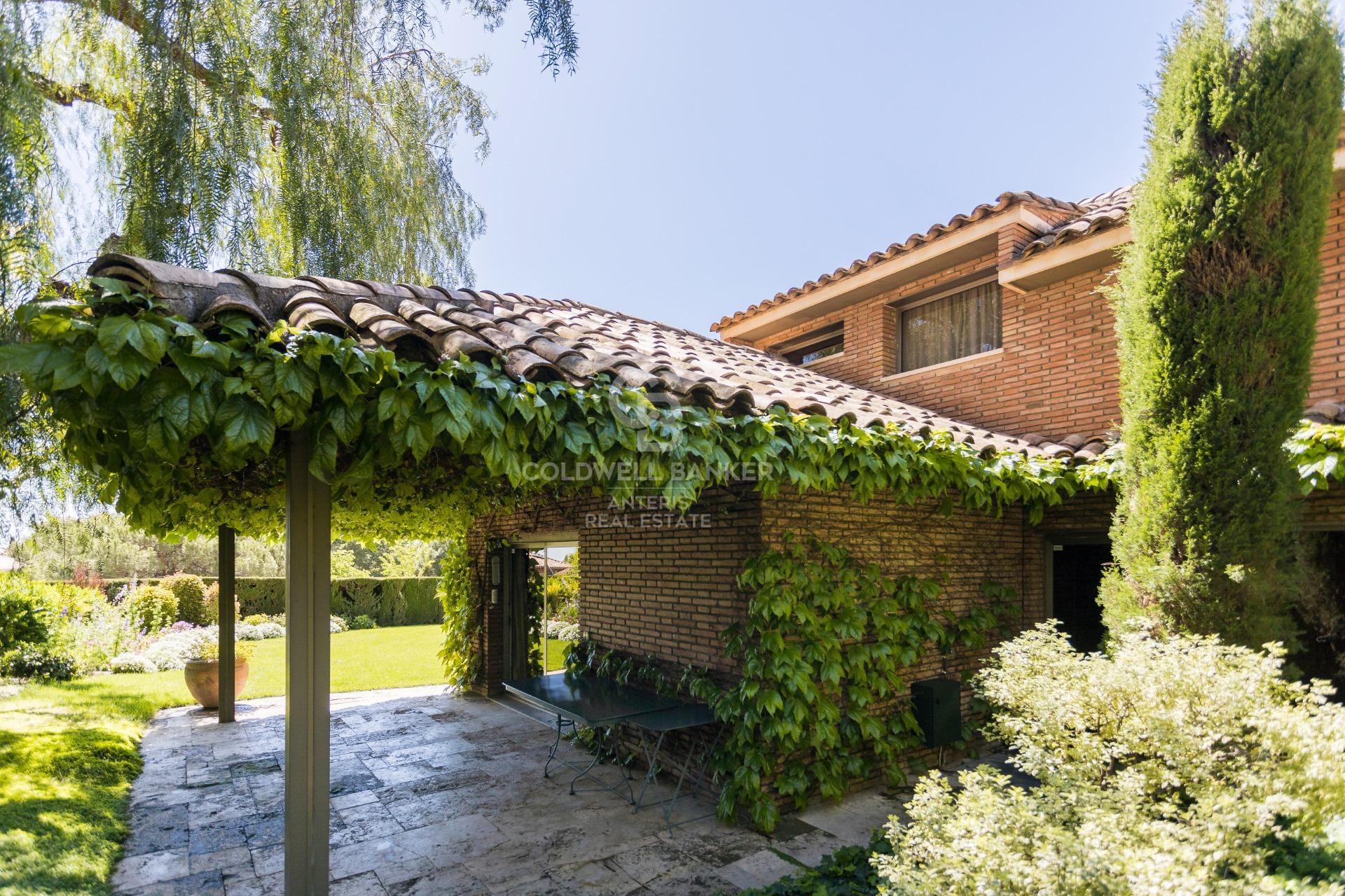 Maravillosa villa con exteriores increíbles en Pedralbes