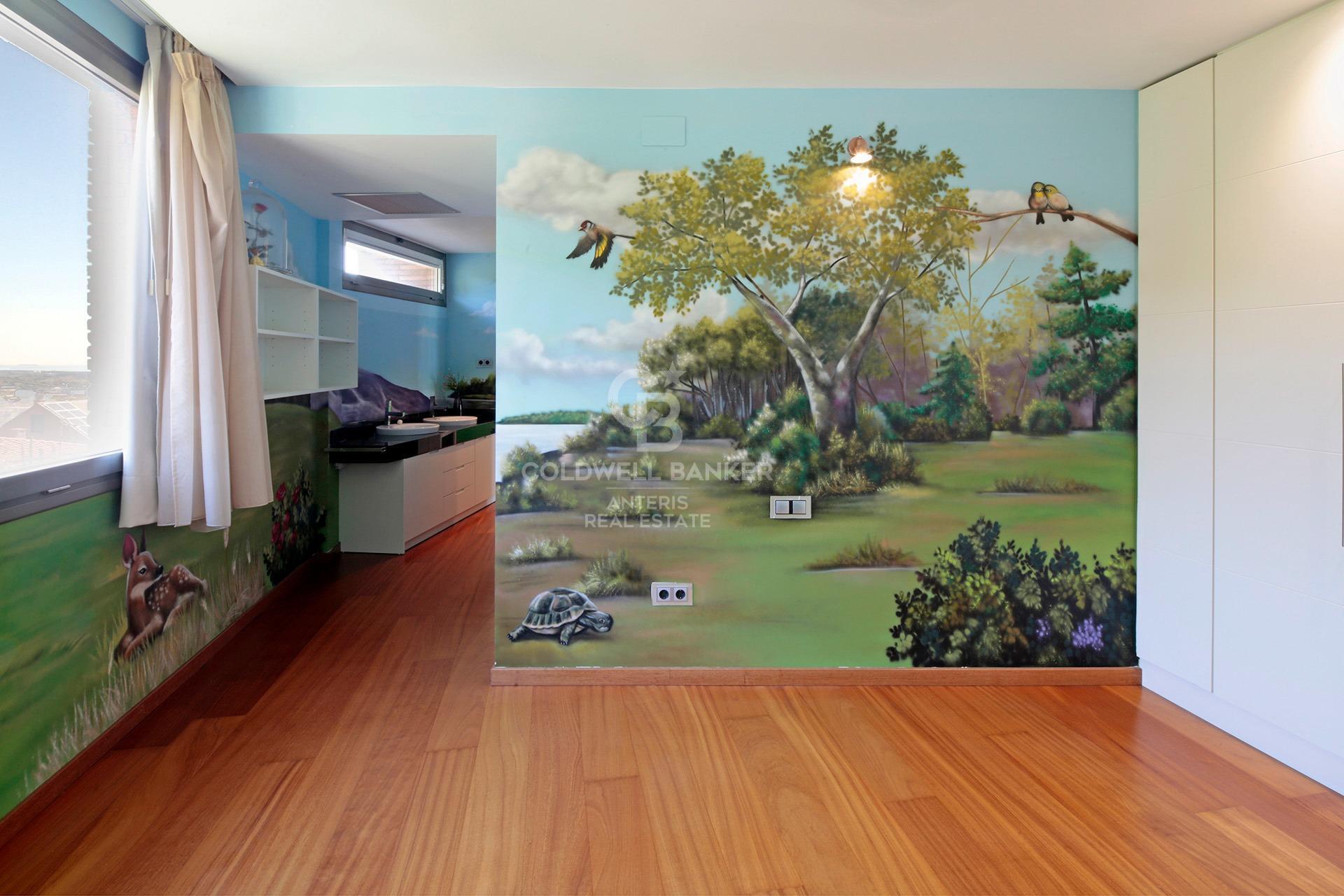 Luxury villa with panoramic views of the sea