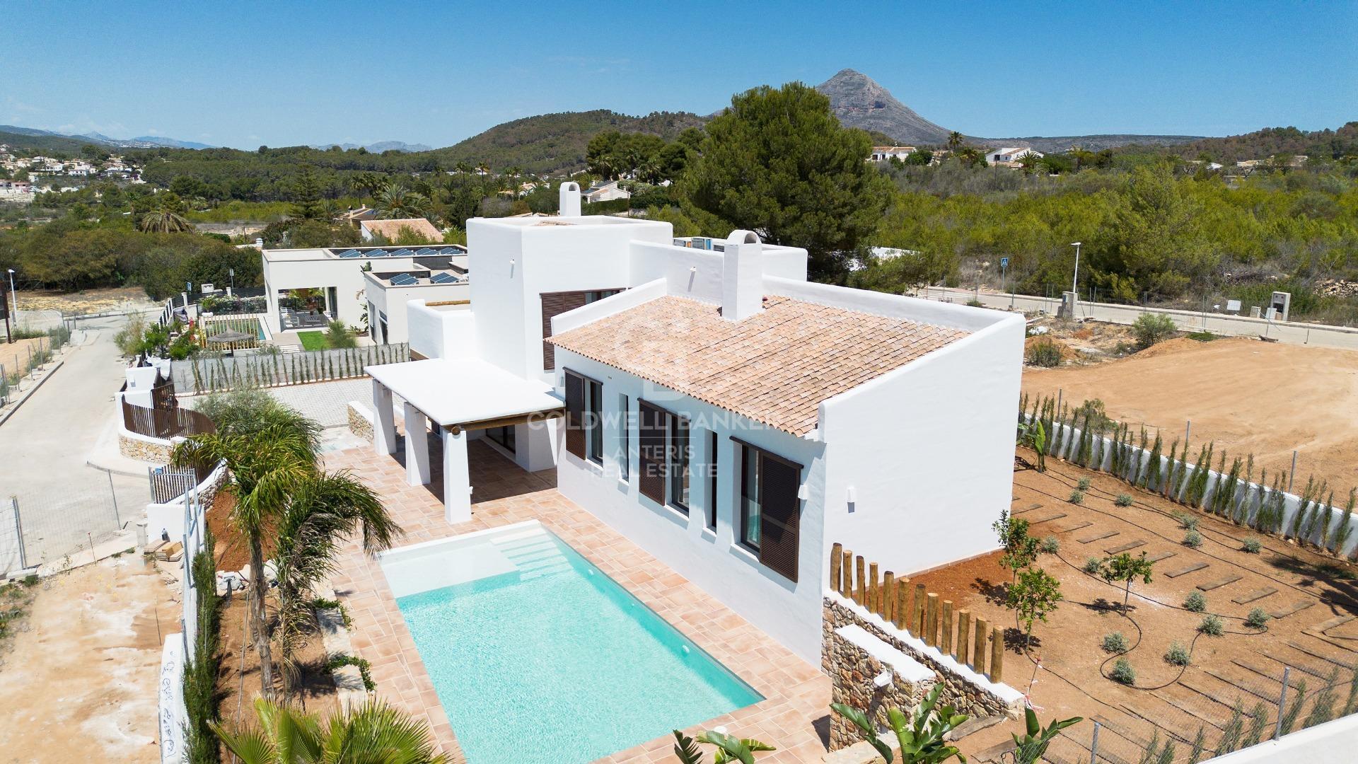 Villa Olivia – Casa Terminada y Lista para Vivir en Jávea