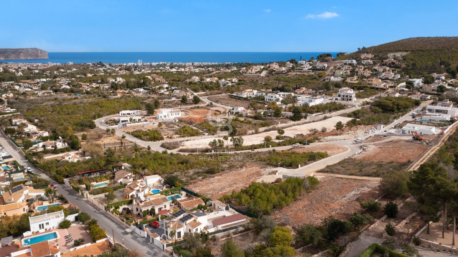 Villa Loma – Nueva construcción de una planta en Jávea